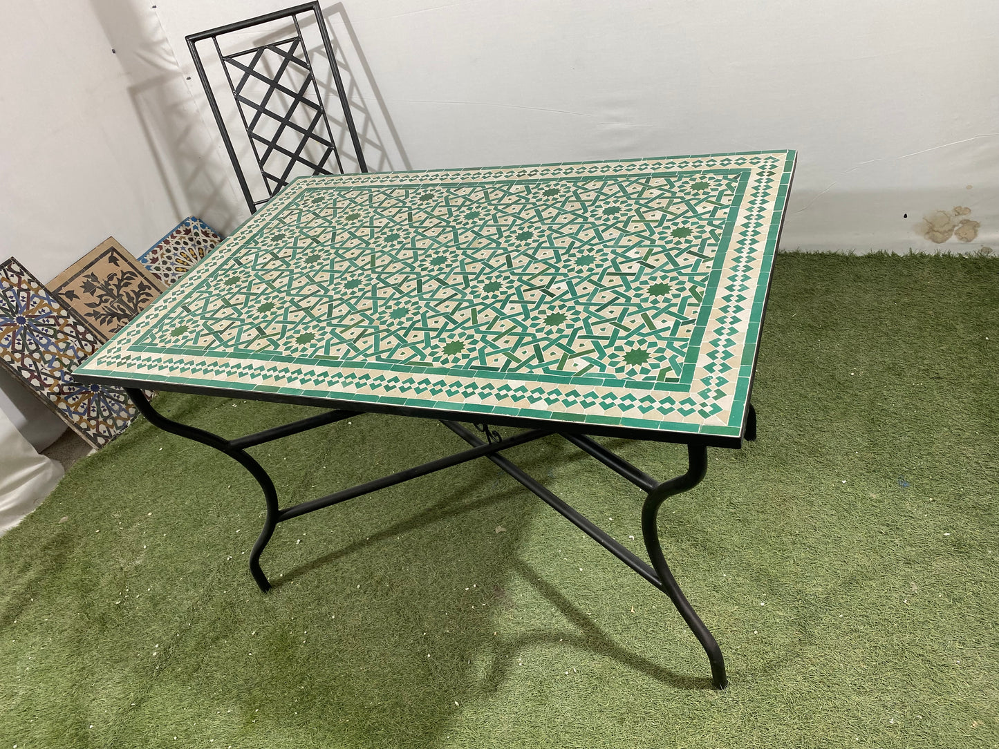 Handmade Moroccan Zellige Mosaic Table – Green & Beige Geometric Elegance