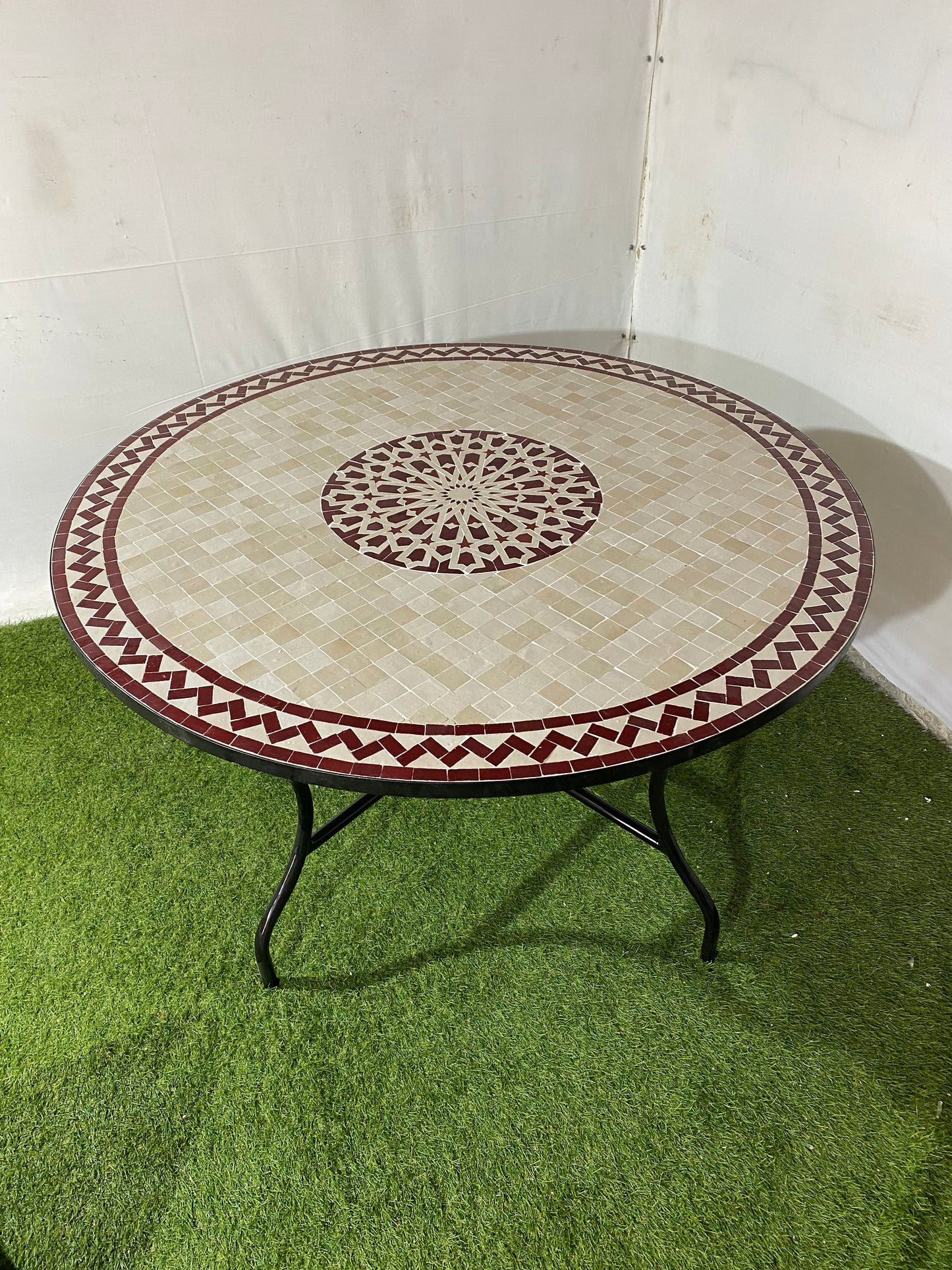 Friederike table 180 cm high 75 cm with the base. half payment