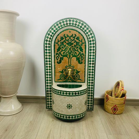 Zellige Fountain – Timeless Elegance in Green & Gold