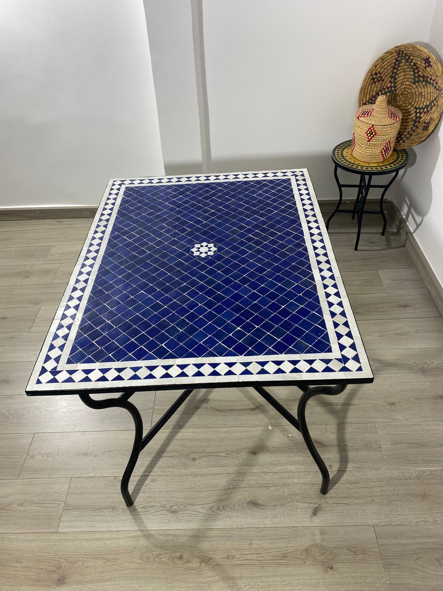 Handmade Moroccan Zellige Mosaic Table – Classic Blue & White Design