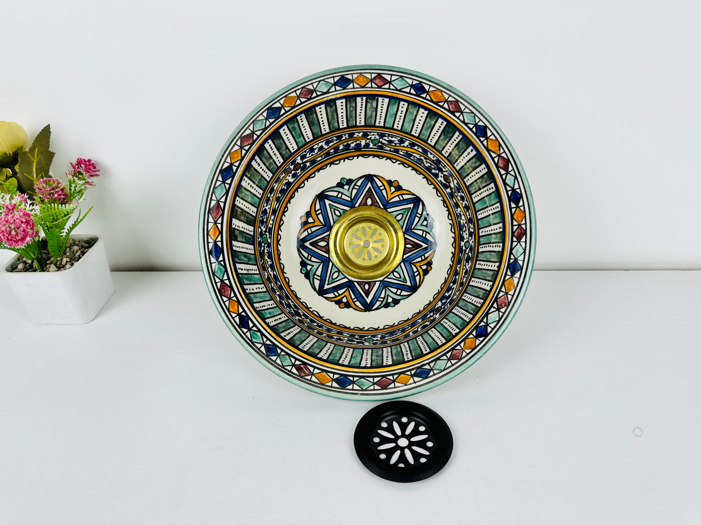 Moroccan Mosaic: Handcrafted Ceramic Sink with Colorful Moroccan-Inspired Design