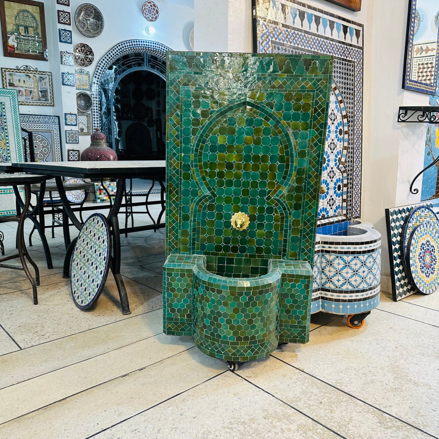 Elegant Moroccan Green Zellige Fountain – A Timeless Masterpiece
