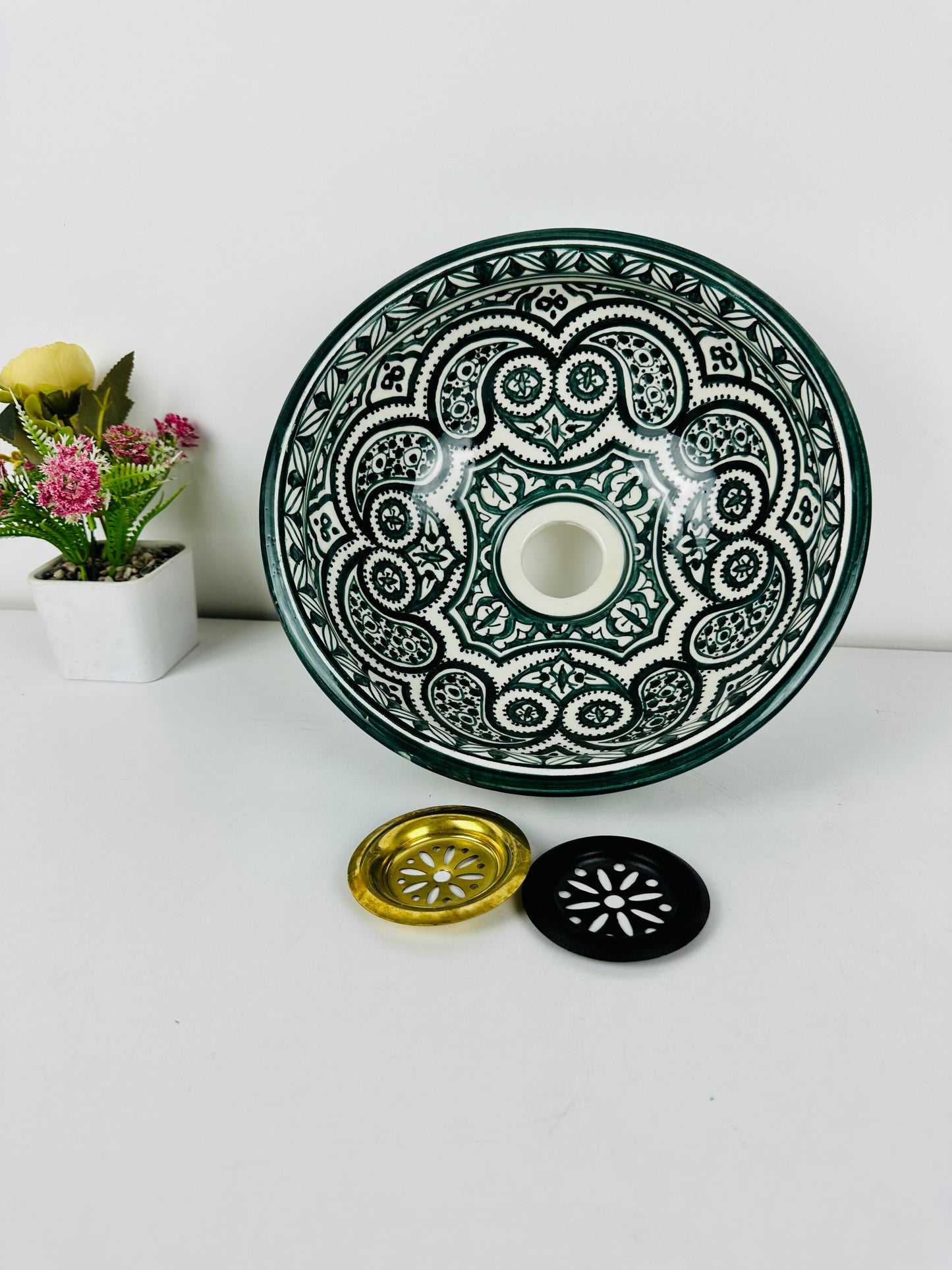Forest Canopy: Handcrafted Ceramic Sink in Dark Green Shade