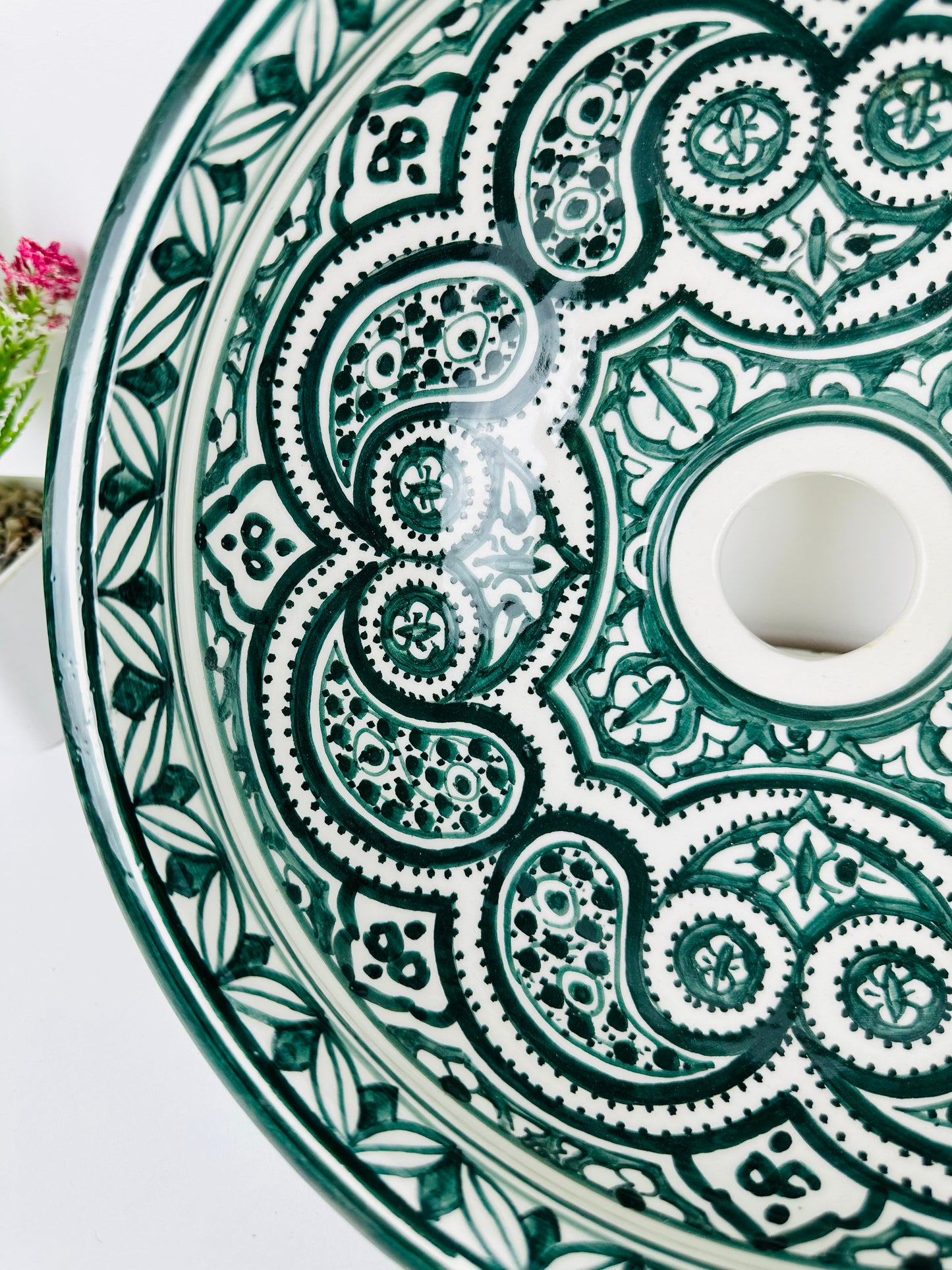 Forest Canopy: Handcrafted Ceramic Sink in Dark Green Shade