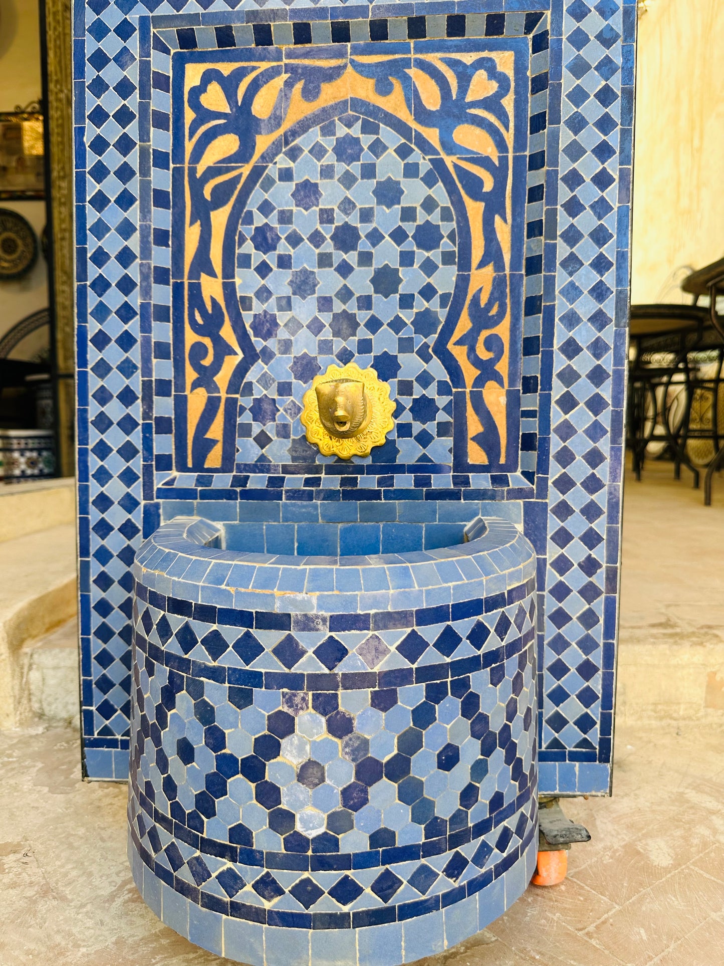 Exquisite Moroccan Blue Zellige Fountain – A Blend of Art & Functionality