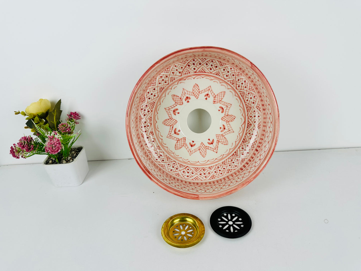 Strawberry Splash: Handcrafted Ceramic Sink in red shade