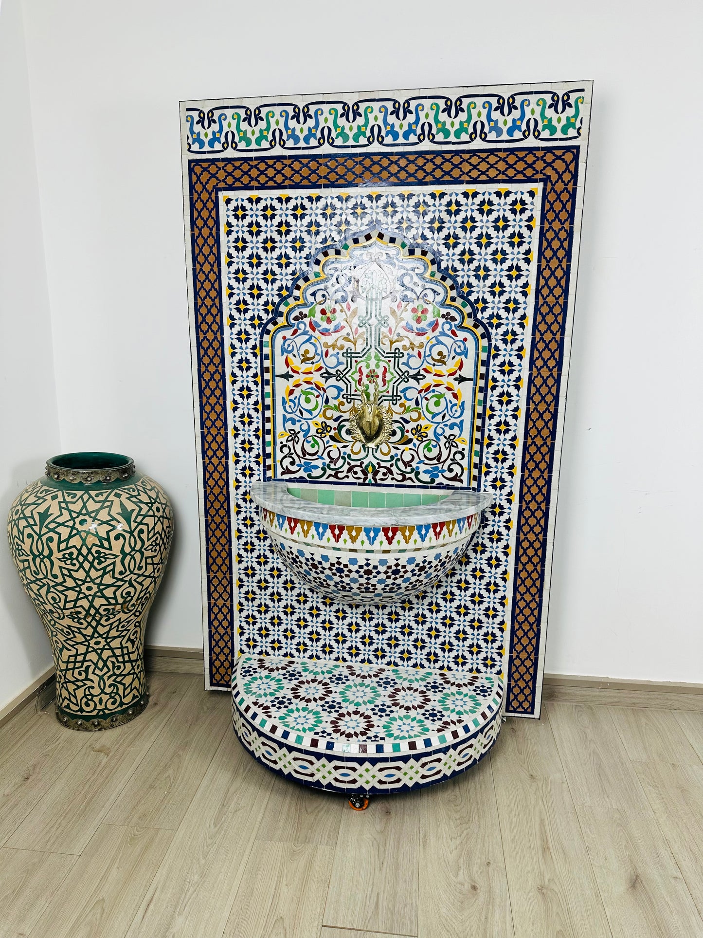 Moroccan Zellige Fountain – A Masterpiece of Art & Functionality