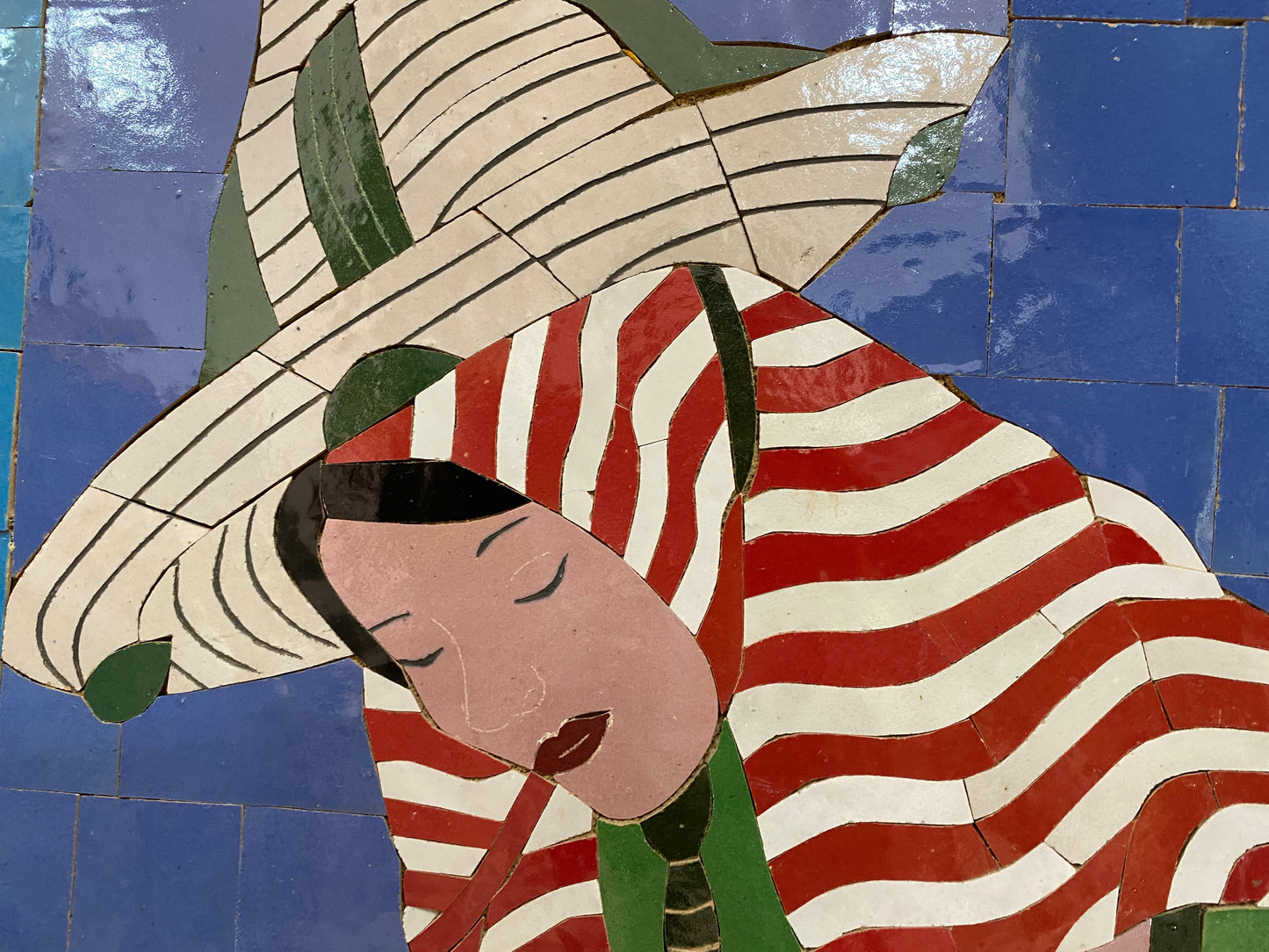 Mosaic Artwork: Moroccan Water Bearer – A Symbol of Generosity