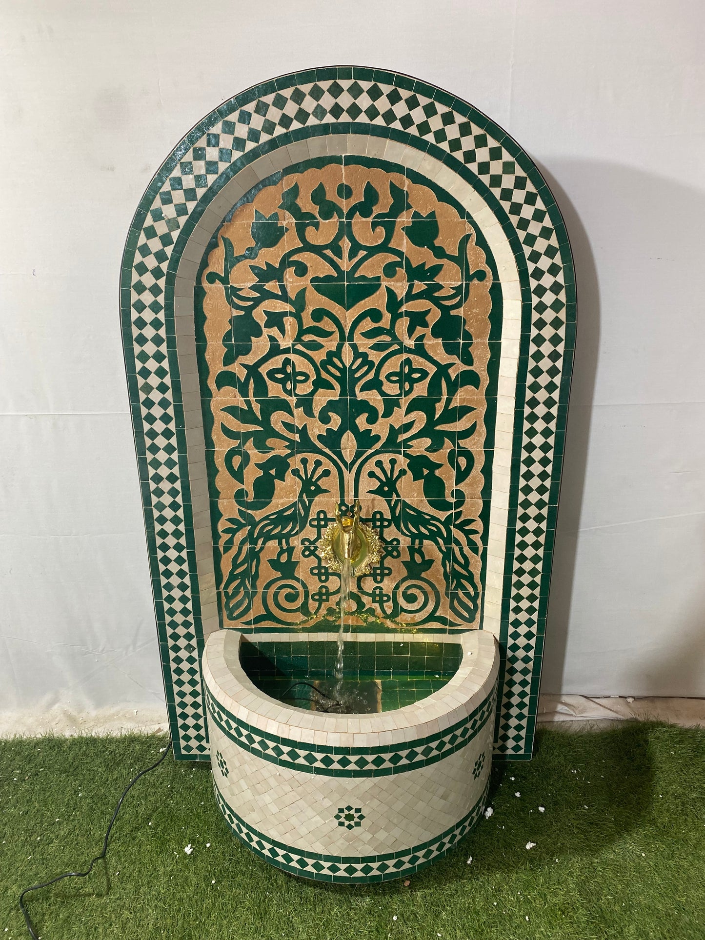 Moroccan Zellige Fountain – Timeless Elegance