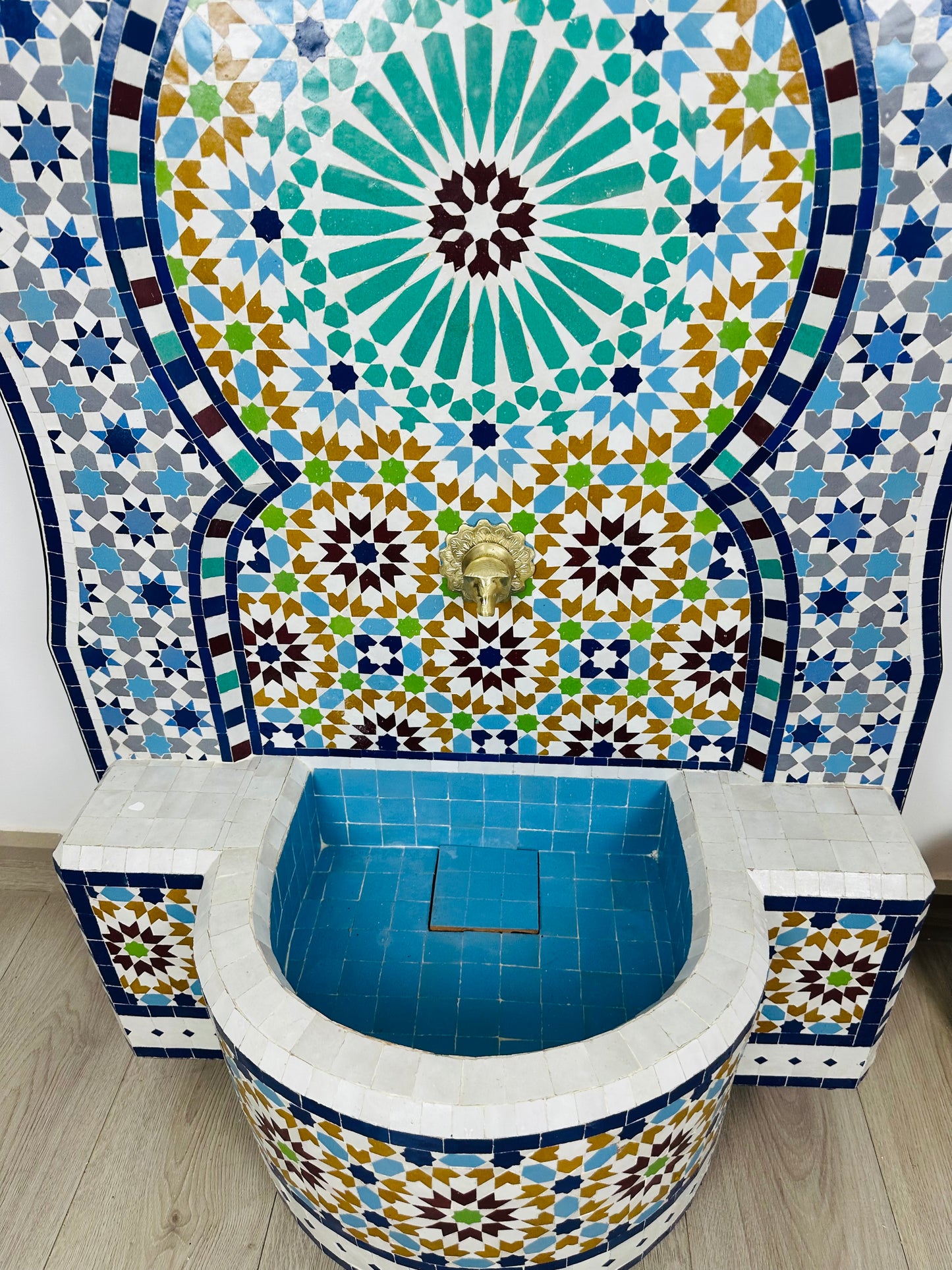 Moroccan Zellige Fountain – A Timeless Masterpiece
