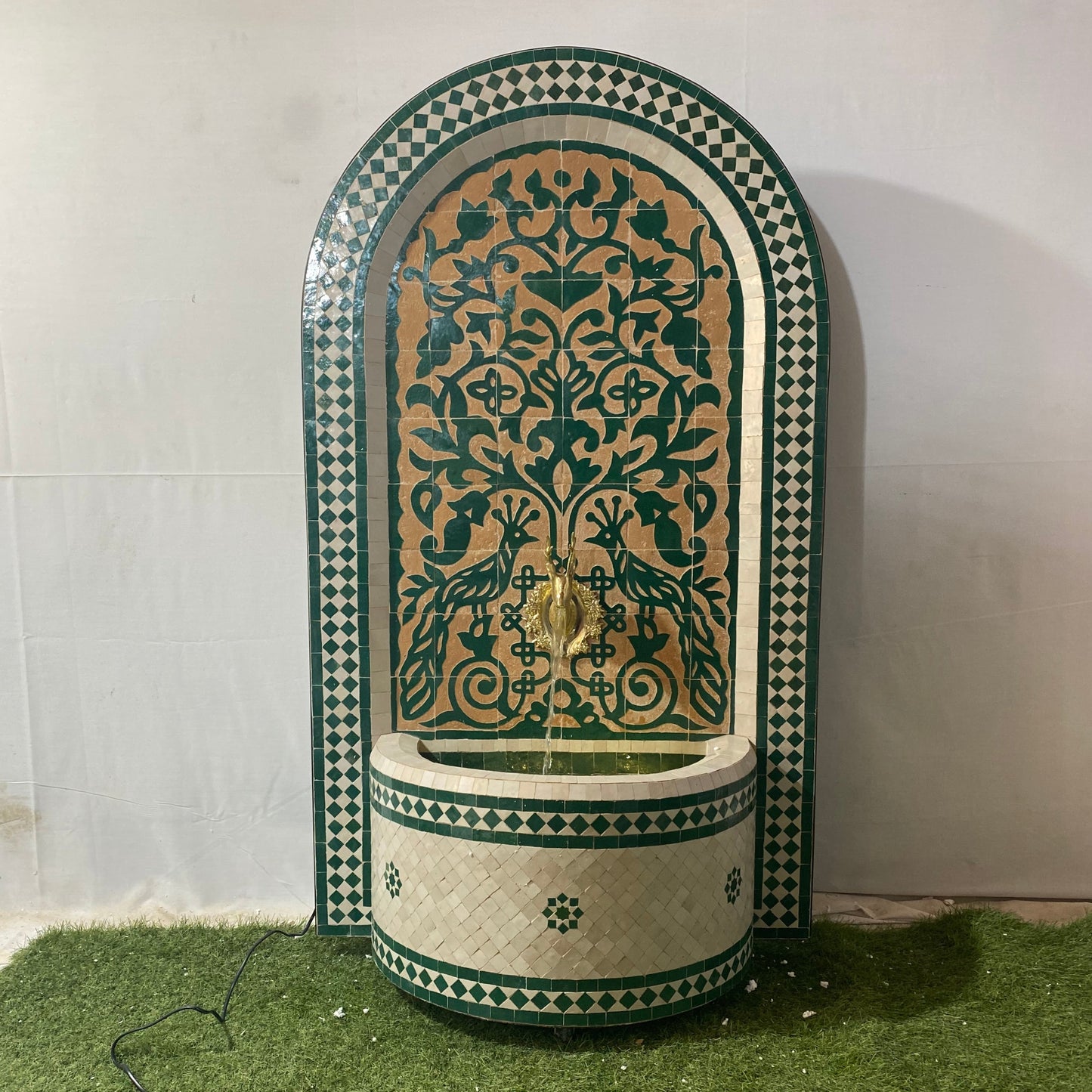 Moroccan Zellige Fountain – Timeless Elegance