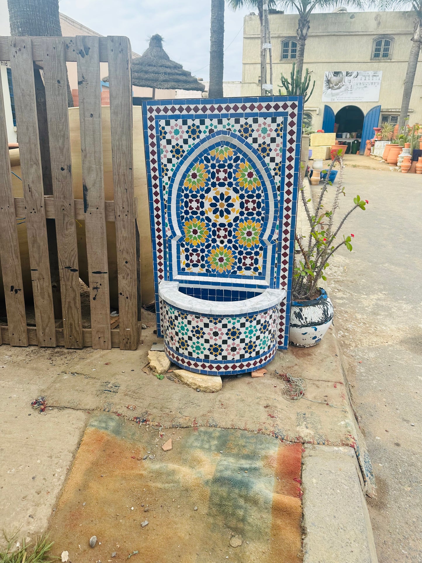 Handcrafted Moroccan Zellige Fountain – A Vibrant Masterpiece