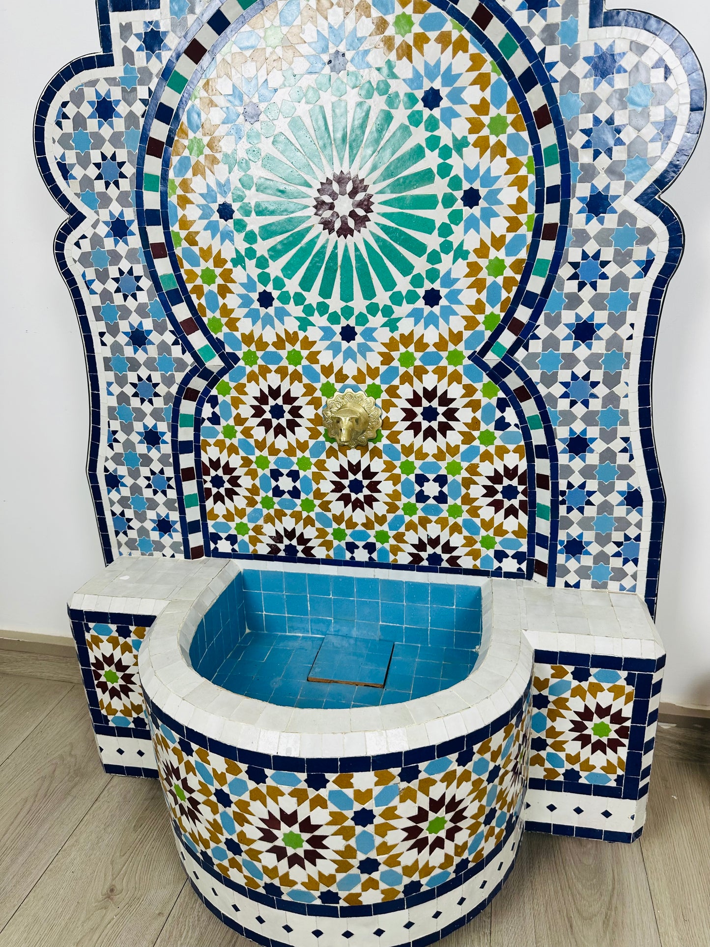 Moroccan Zellige Fountain – A Timeless Masterpiece