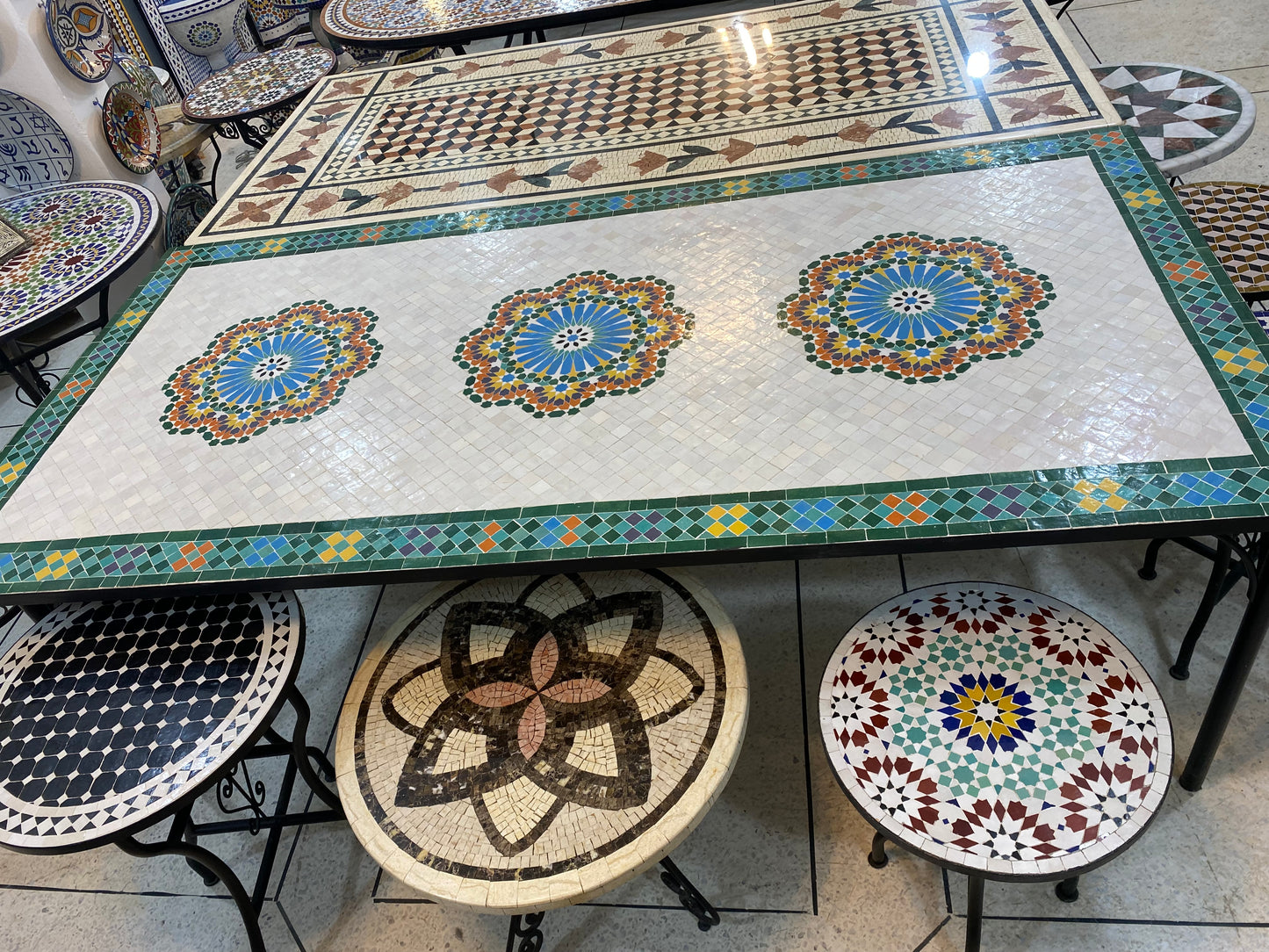 Handmade Moroccan Zellige Mosaic Table – Elegant Geometric Craftsmanship