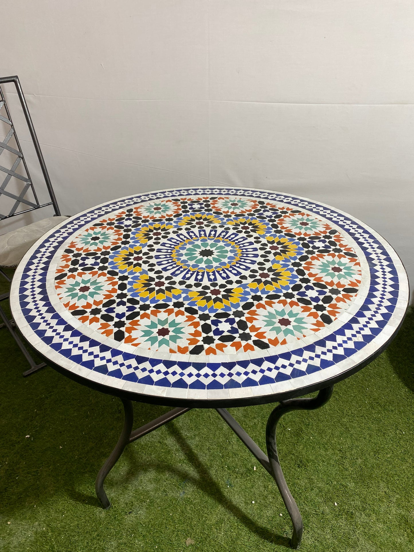 Handmade Moroccan Zellige Mosaic Table – Vibrant Starburst Elegance