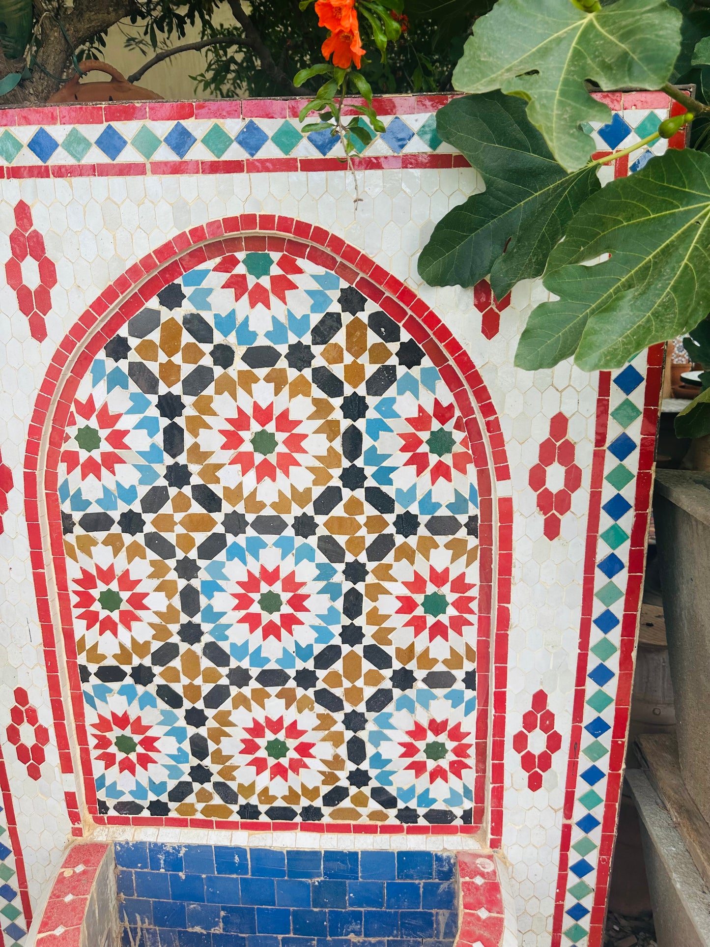 Handmade Moroccan Zellige Fountain – A Bold & Artistic Statement
