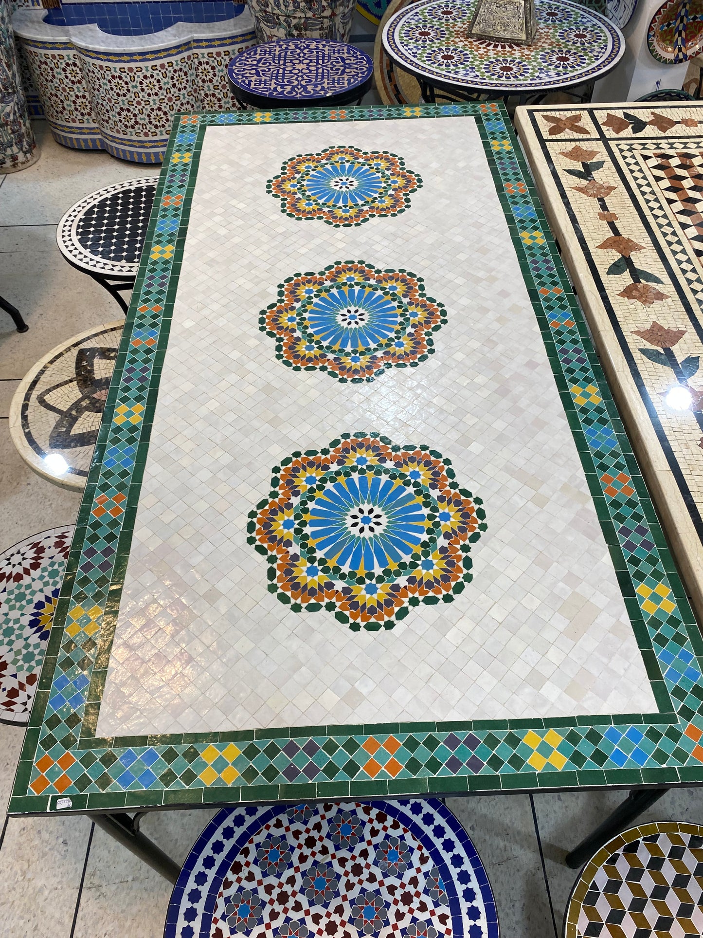 Handmade Moroccan Zellige Mosaic Table – Elegant Geometric Craftsmanship