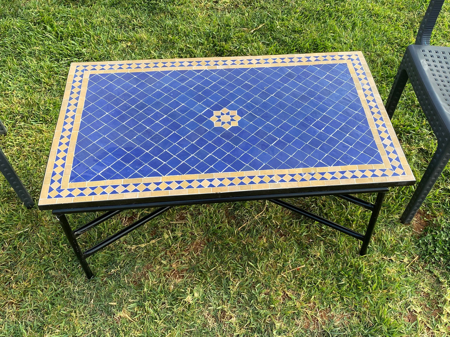 Handmade Moroccan Zellige Mosaic Table – Deep Blue Elegance