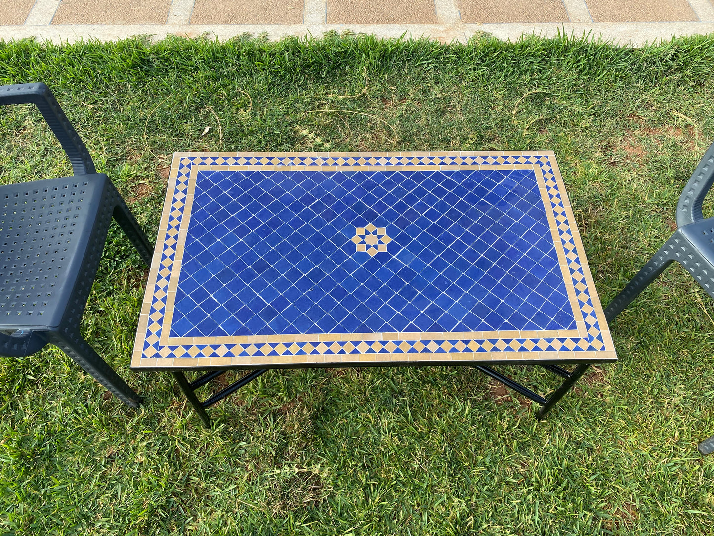 Handmade Moroccan Zellige Mosaic Table – Deep Blue Elegance