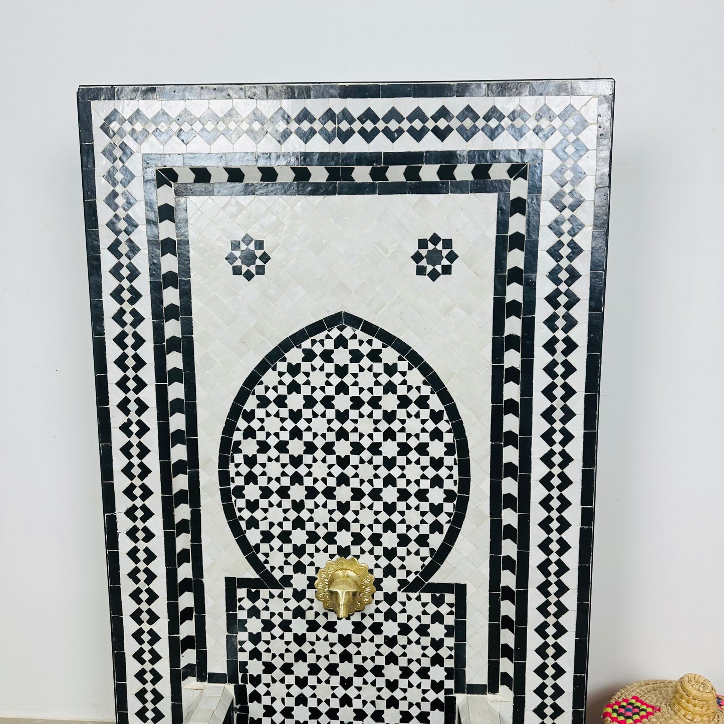 Moroccan Zellige Fountain – A Monochrome Masterpiece