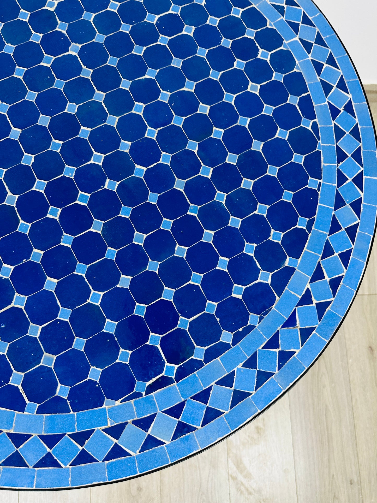 Moroccan Mosaic Table – Midnight Blue Elegance