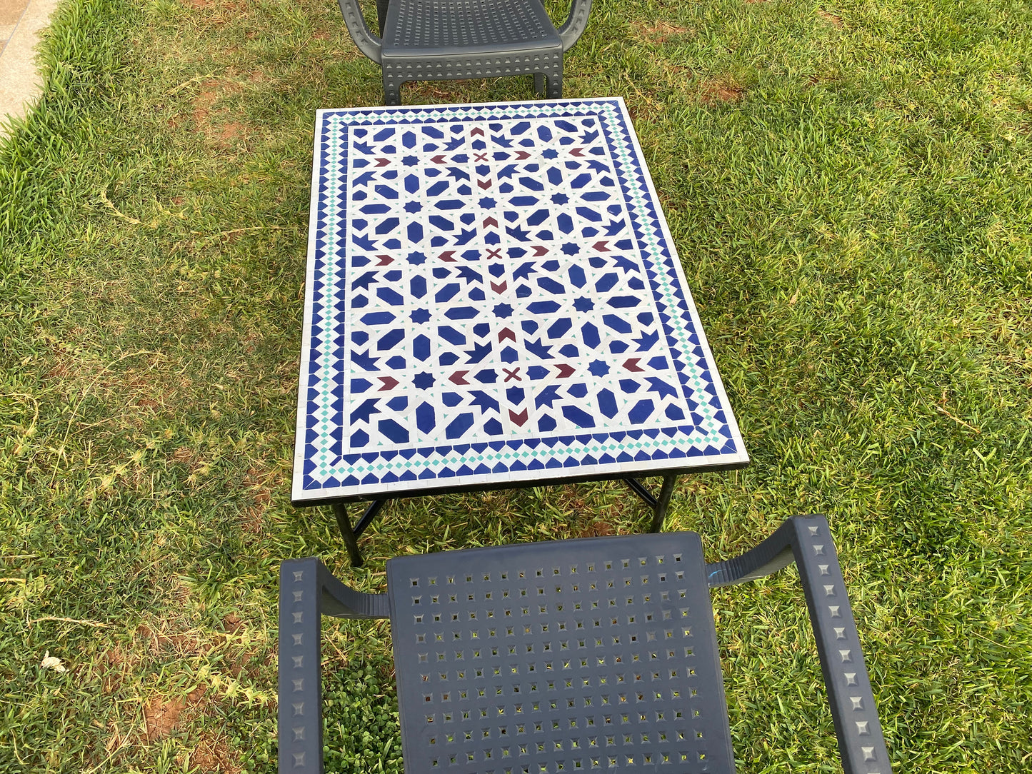 Handmade Moroccan Zellige Mosaic Table – Timeless Geometric Design