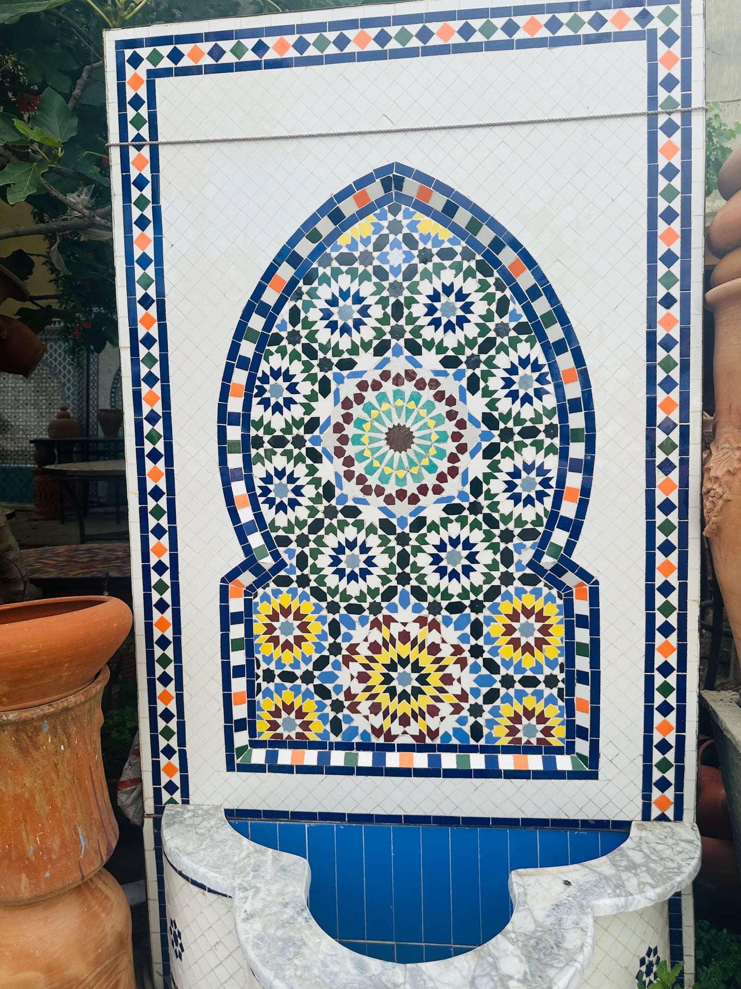 Elegant Moroccan Zellige Fountain – A Timeless Work of Art
