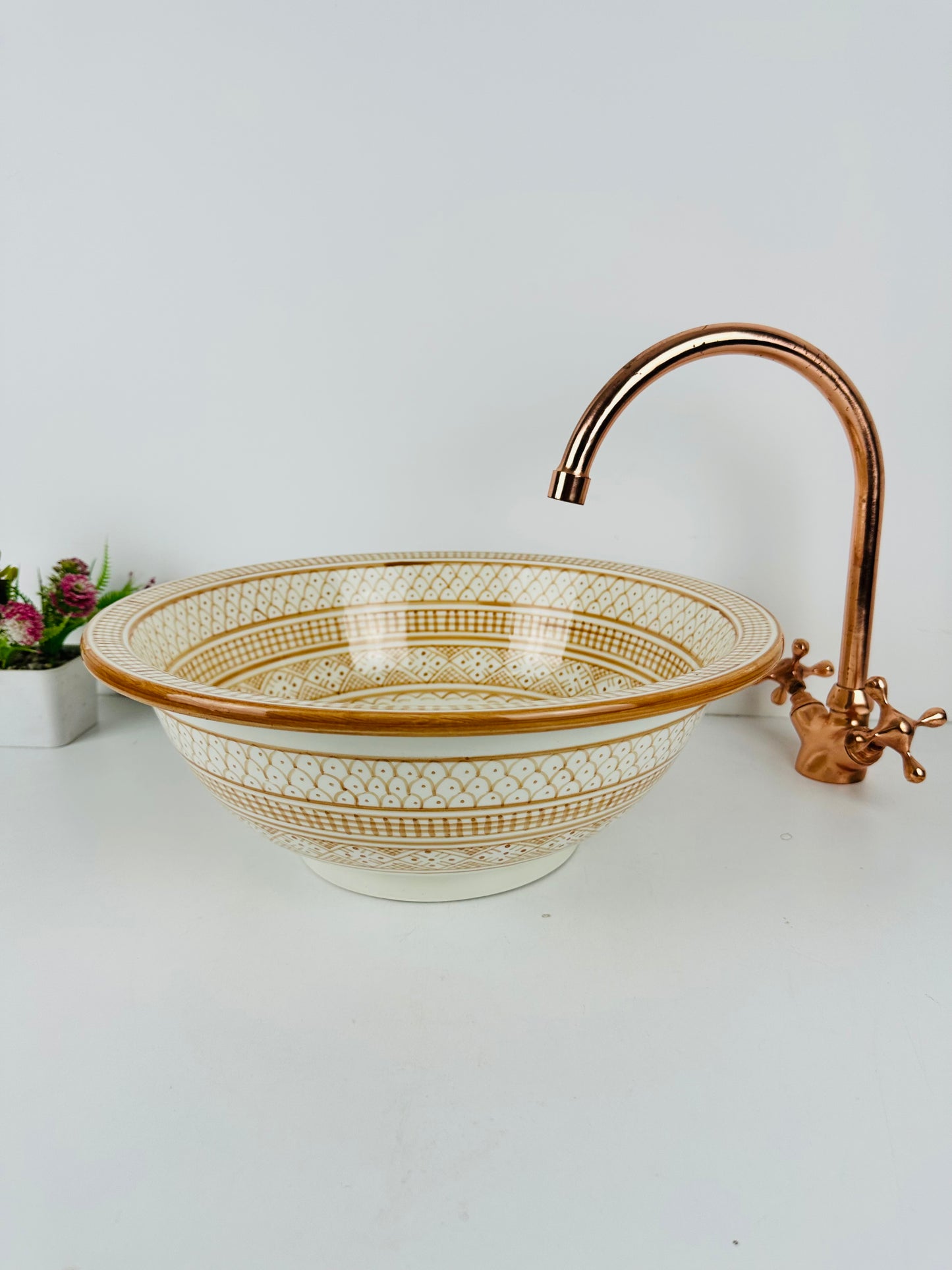 Ginger Spice: Handcrafted Ceramic Sink in Warm Ginger Hue