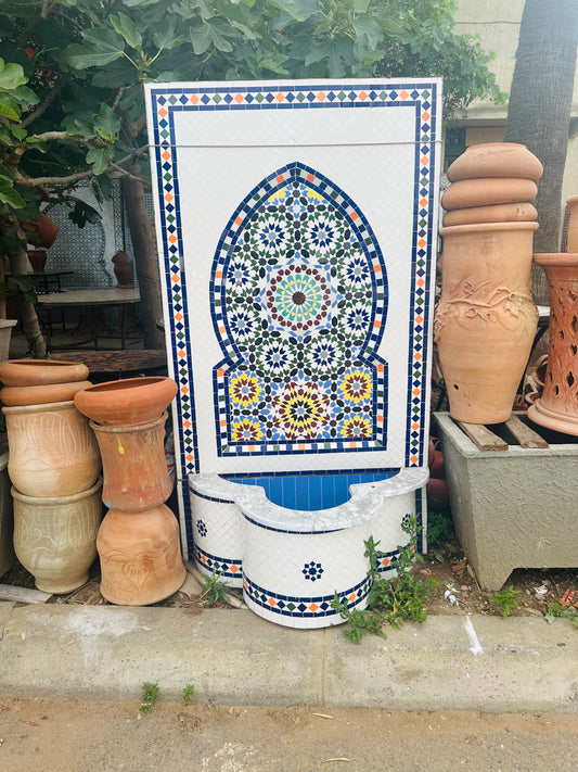 Elegant Moroccan Zellige Fountain – A Timeless Work of Art