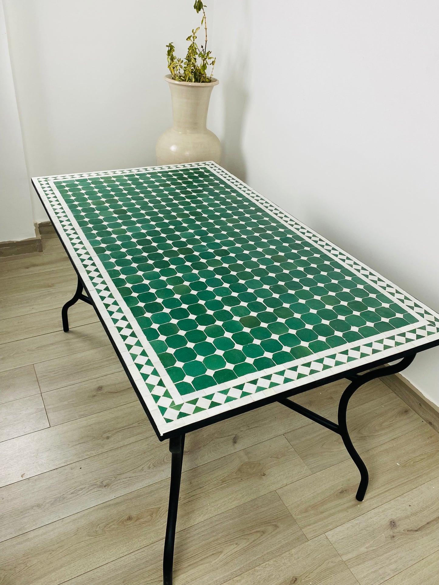 Handmade Moroccan Zellige Mosaic Table – Classic Green & White Harmony