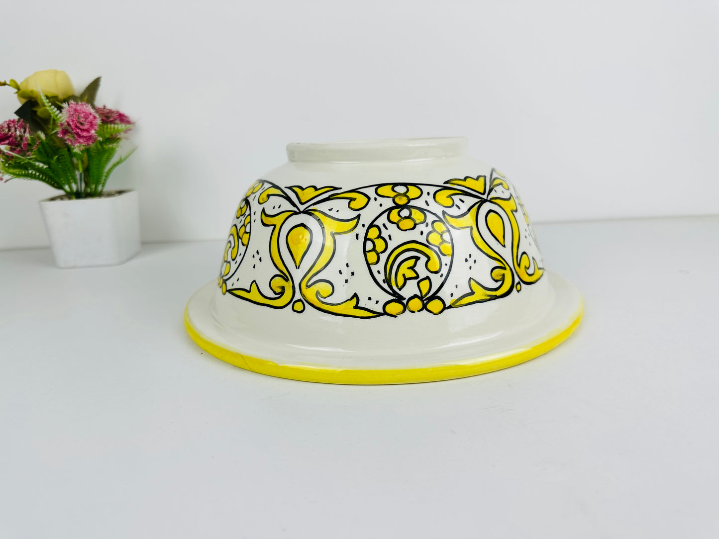 Lemon Burst: Handcrafted Ceramic Sink in Lemon Yellow Hue