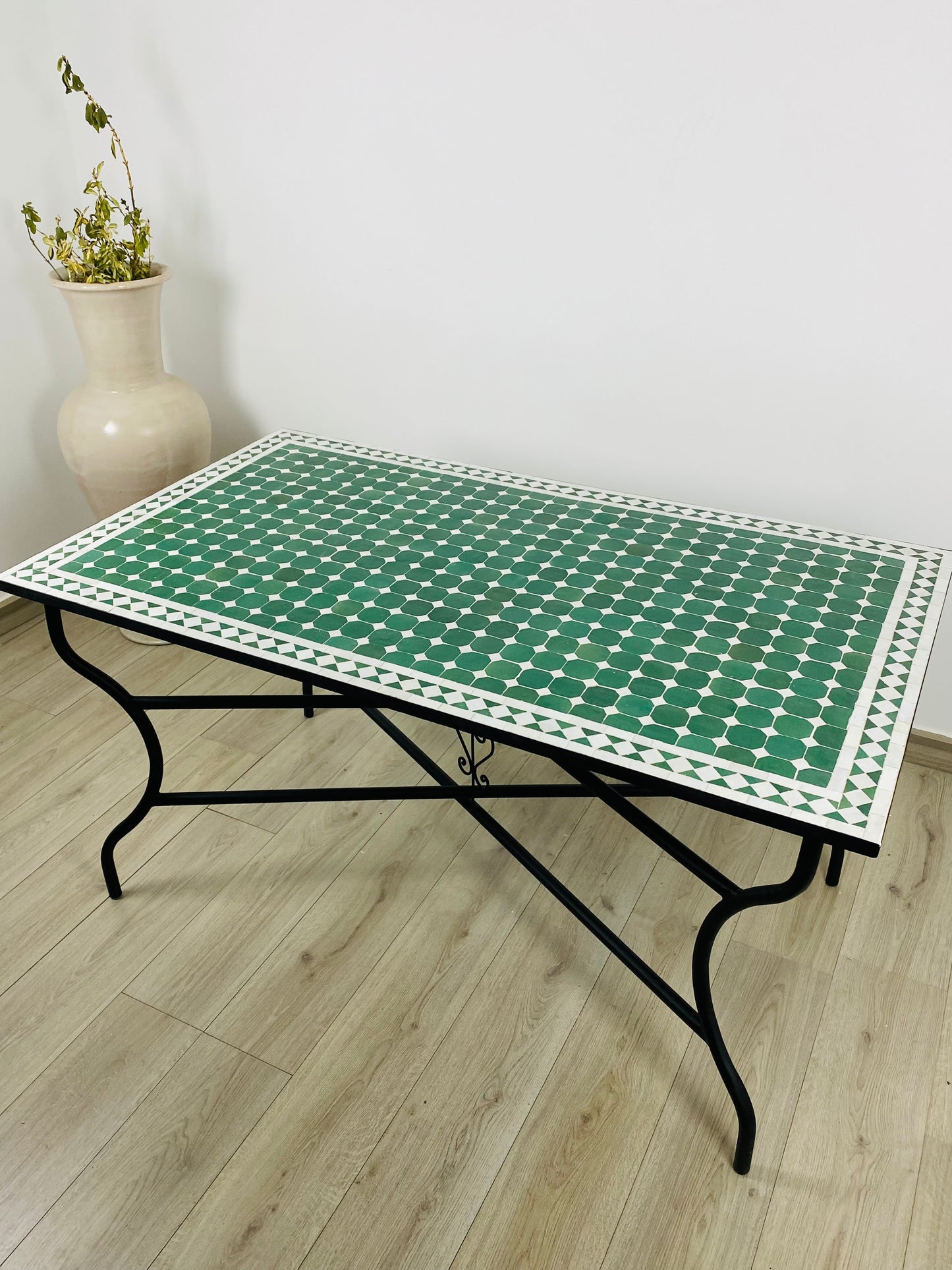 Handmade Moroccan Zellige Mosaic Table – Classic Green & White Harmony