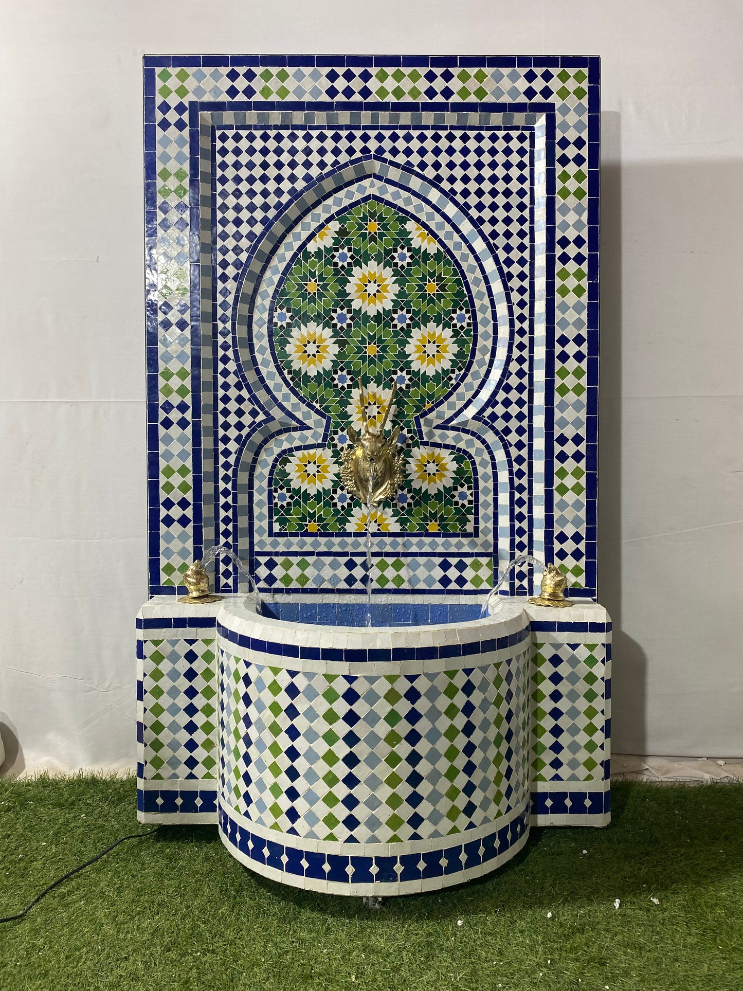 Moroccan Zellige Fountain – Triple Brass Tap Elegance