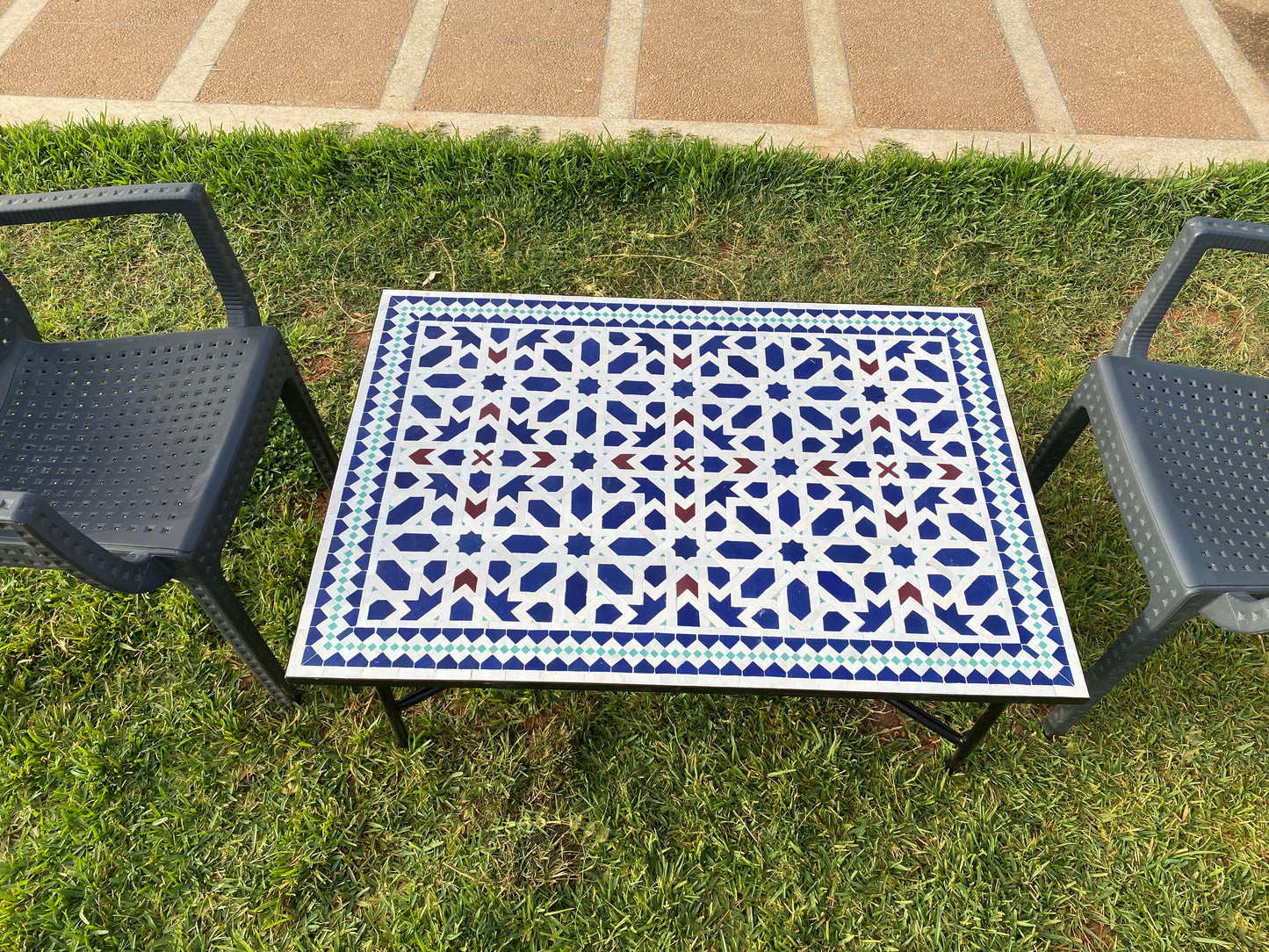 Handmade Moroccan Zellige Mosaic Table – Timeless Geometric Design