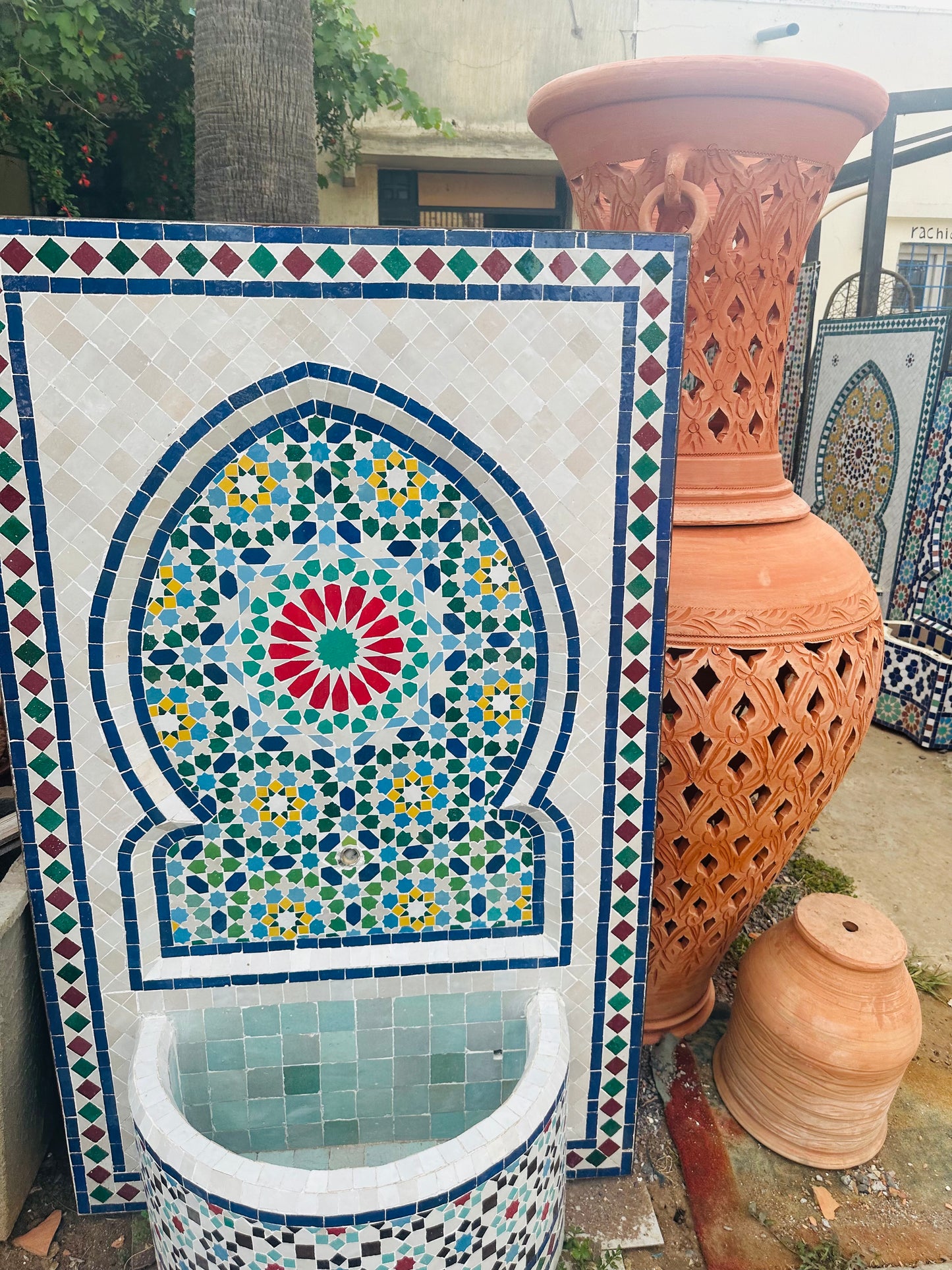 Handcrafted Moroccan Zellige Fountain – A Touch of Timeless Elegance