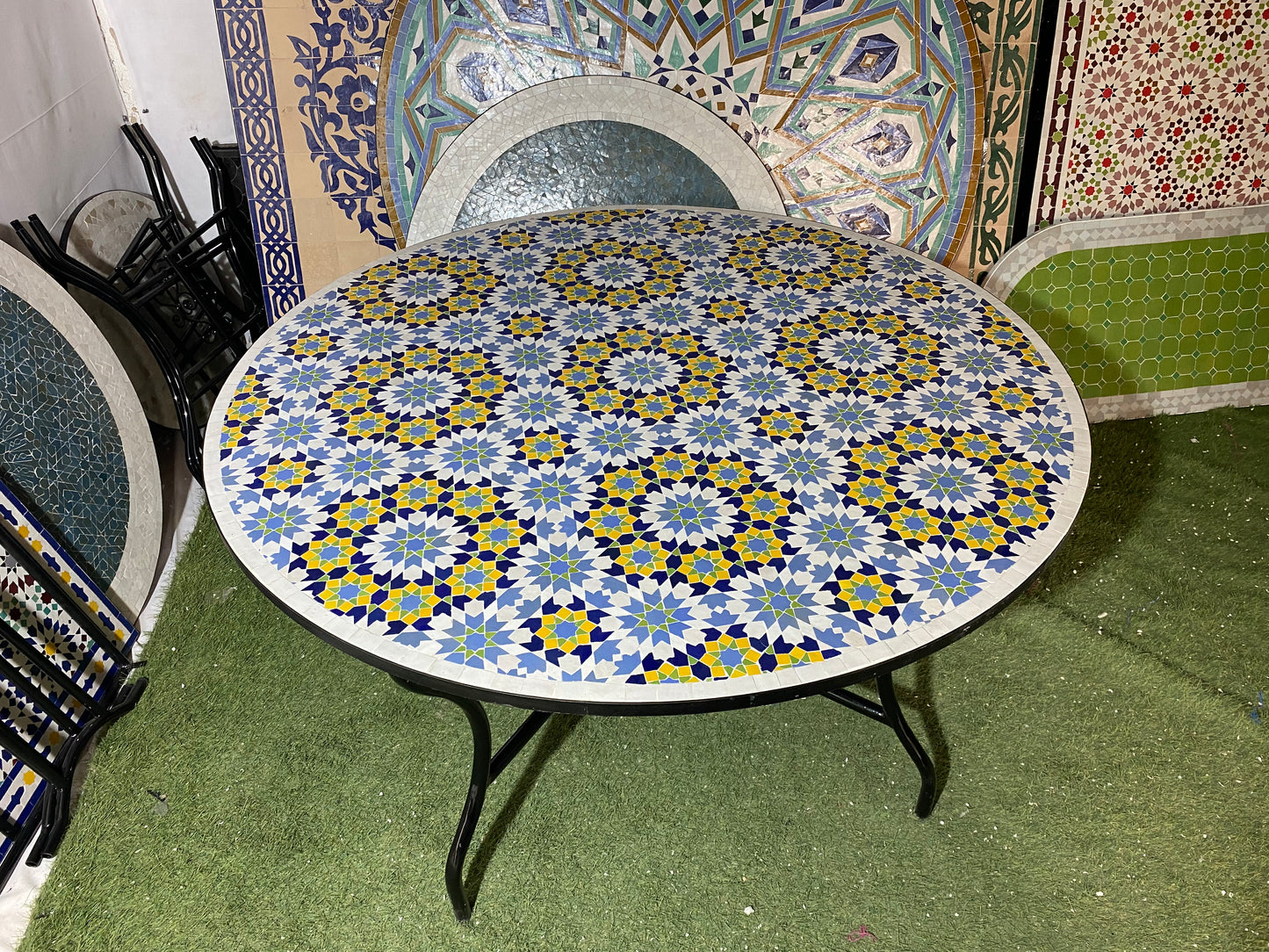 Handmade Moroccan Zellige Mosaic Table – Classic Blue & Yellow Floral Pattern