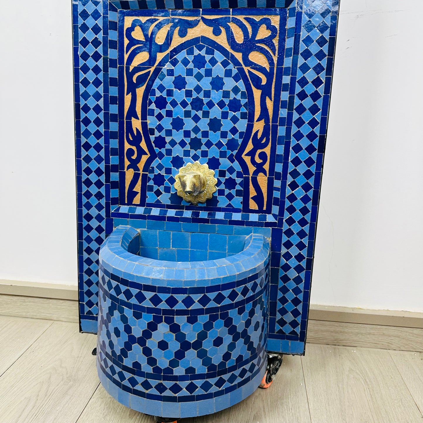 Moroccan Zellige Fountain – Deep Blue Elegance
