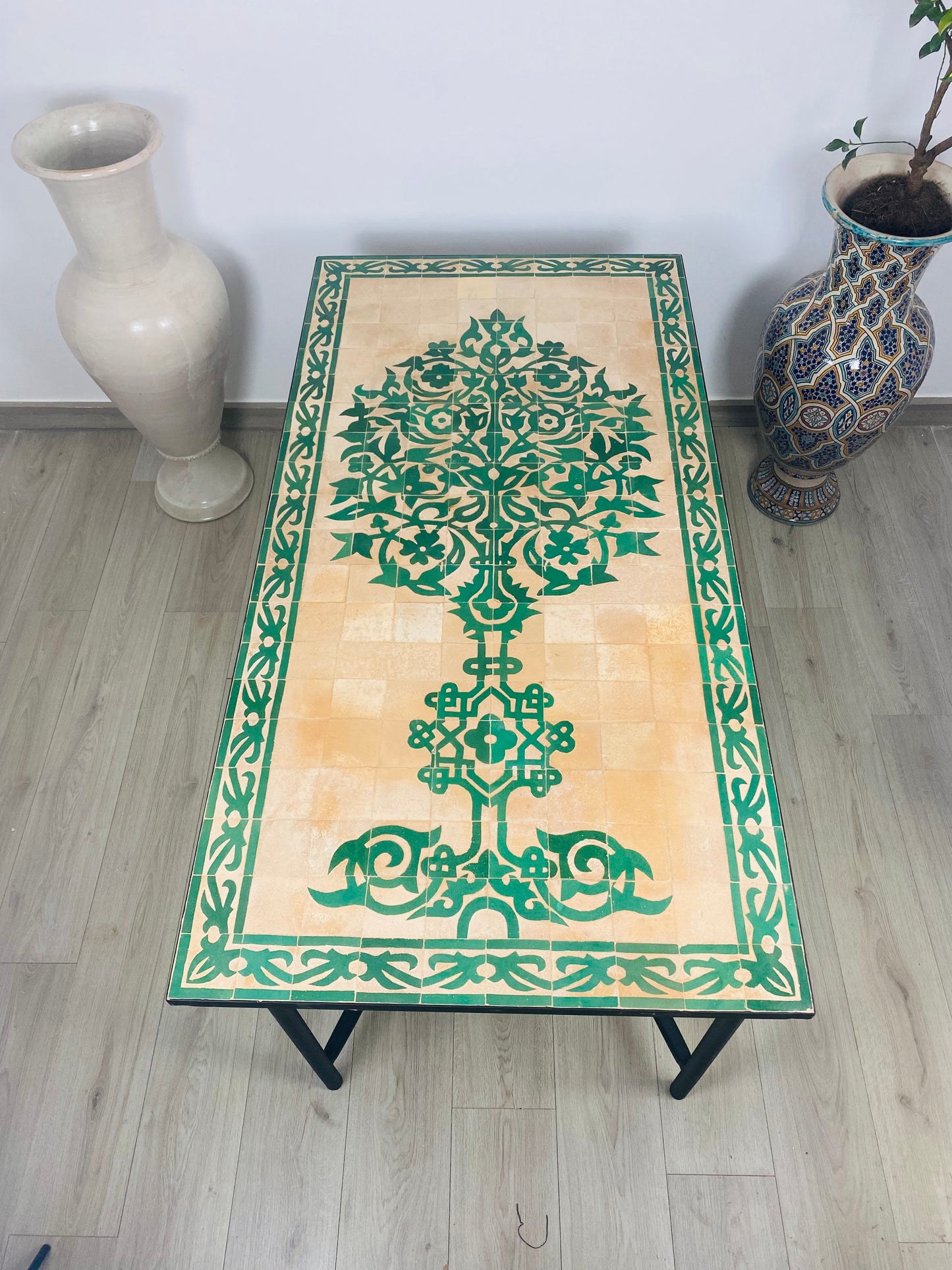Tree of life Mosaic Table – Green & Beige Floral Elegance