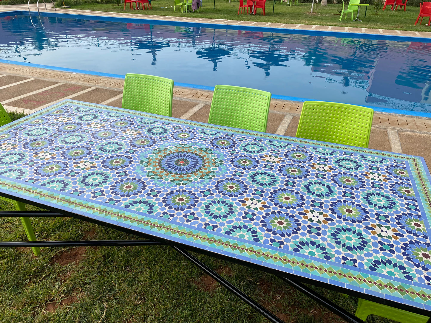 Handmade Moroccan Zellige Mosaic Table – Blue & Turquoise Elegance