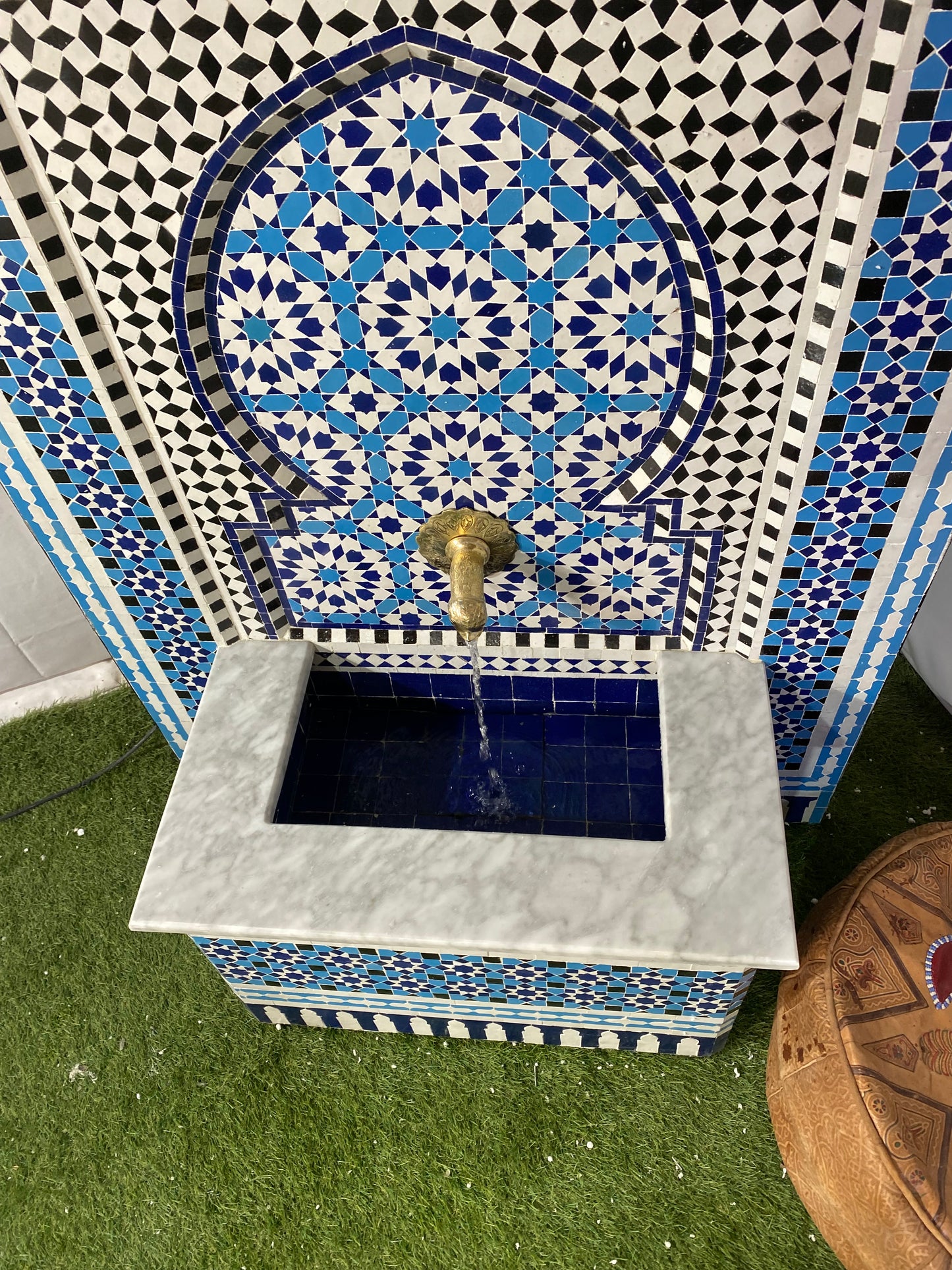 Royal Blue Moroccan Fountain – A Statement of Elegance
