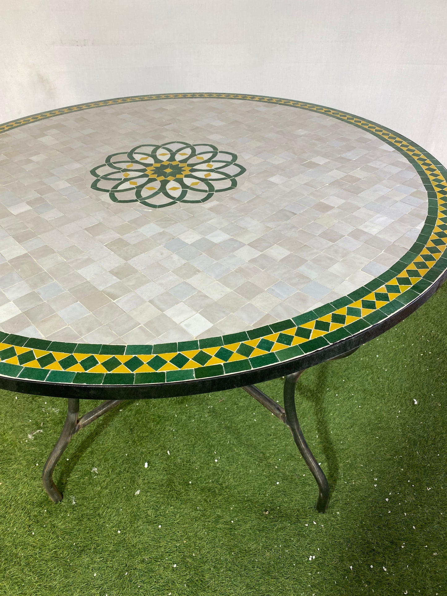 Handmade Moroccan Zellige Mosaic Table – Subtle Elegance in White & Green