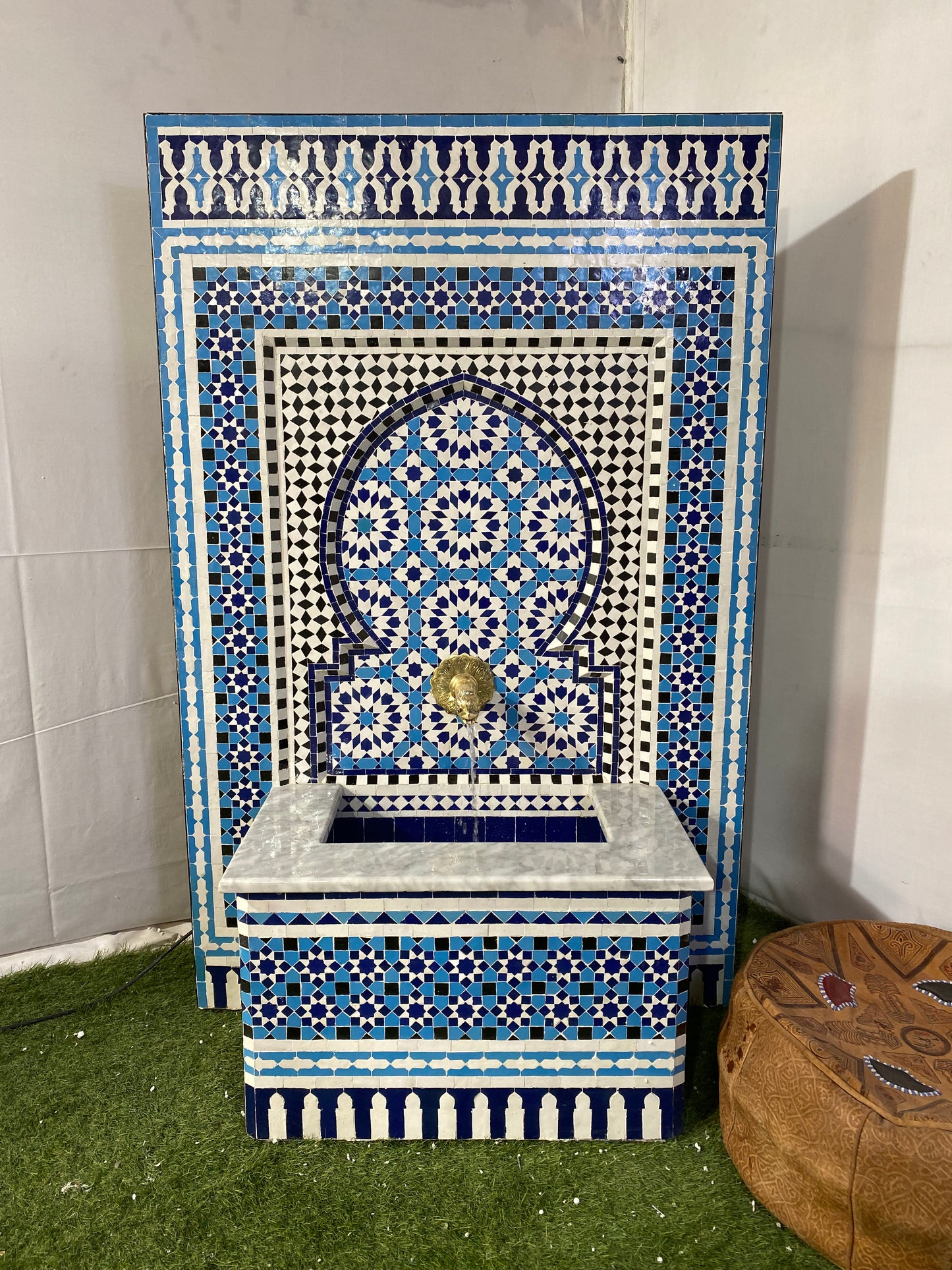 Royal Blue Moroccan Fountain – A Statement of Elegance