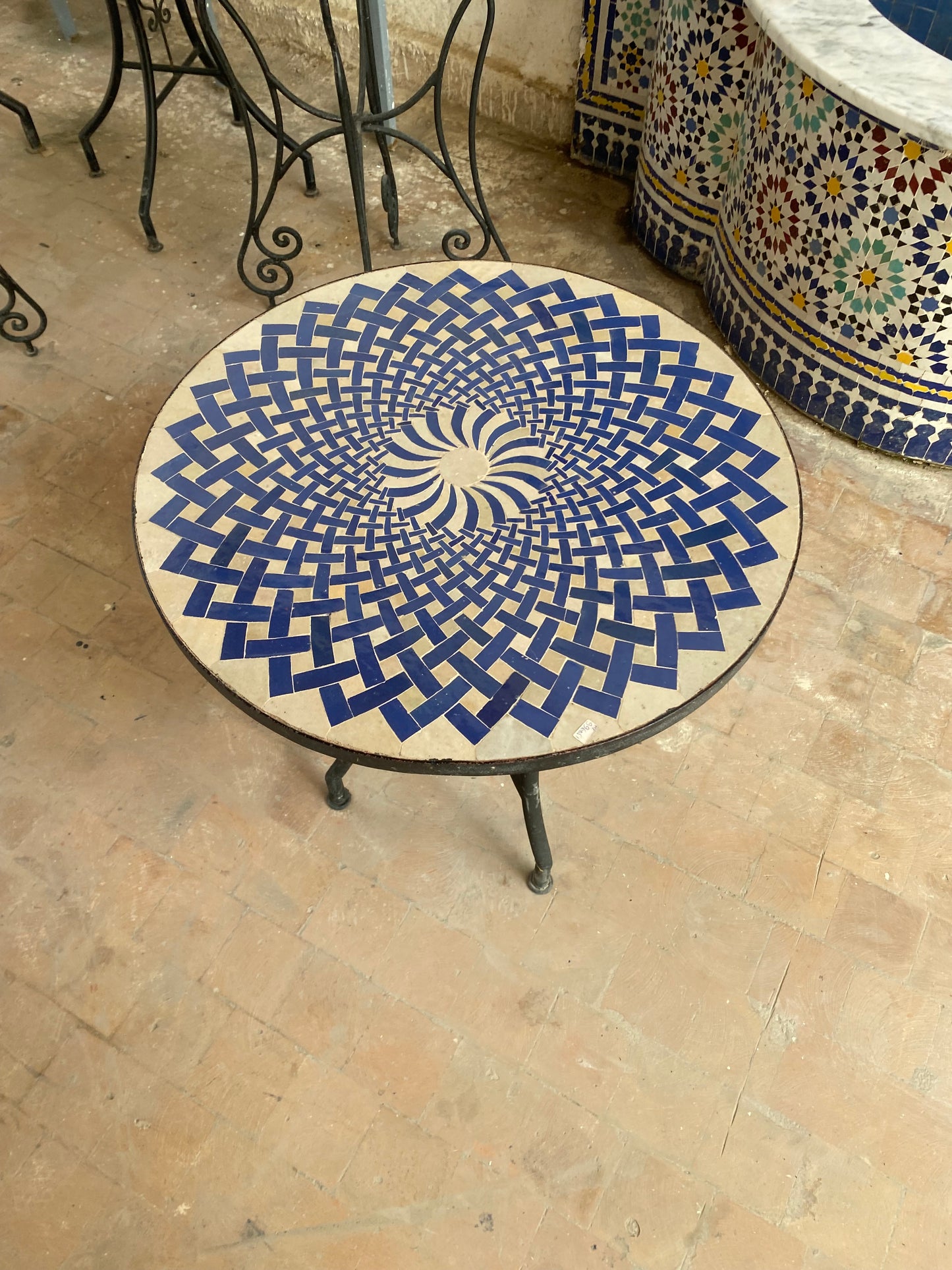 Handmade Moroccan Zellige Mosaic Table – Spiral Blue & White Pattern
