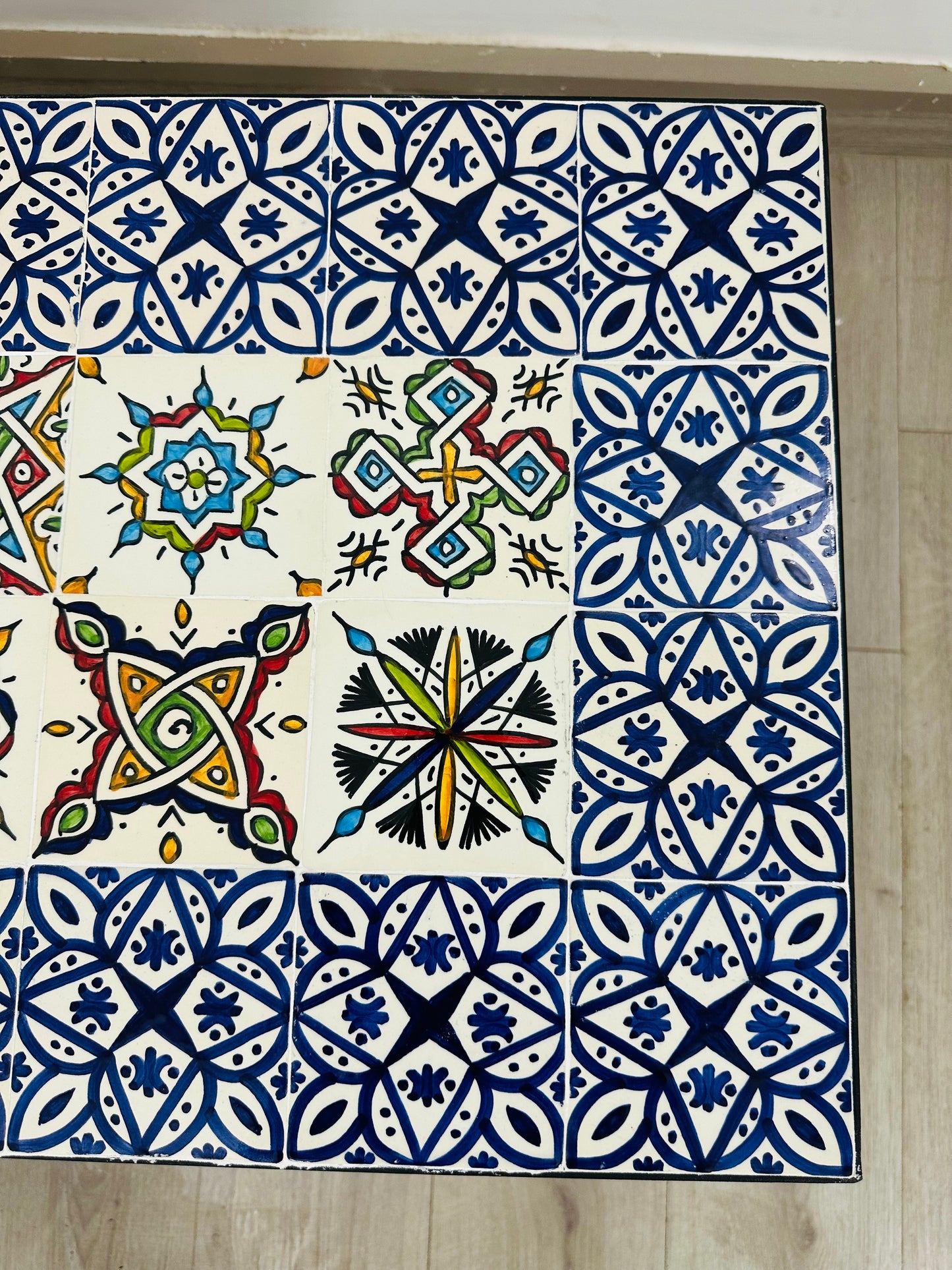 Handmade Moroccan Zellige Mosaic Table – Artistic Patchwork Design