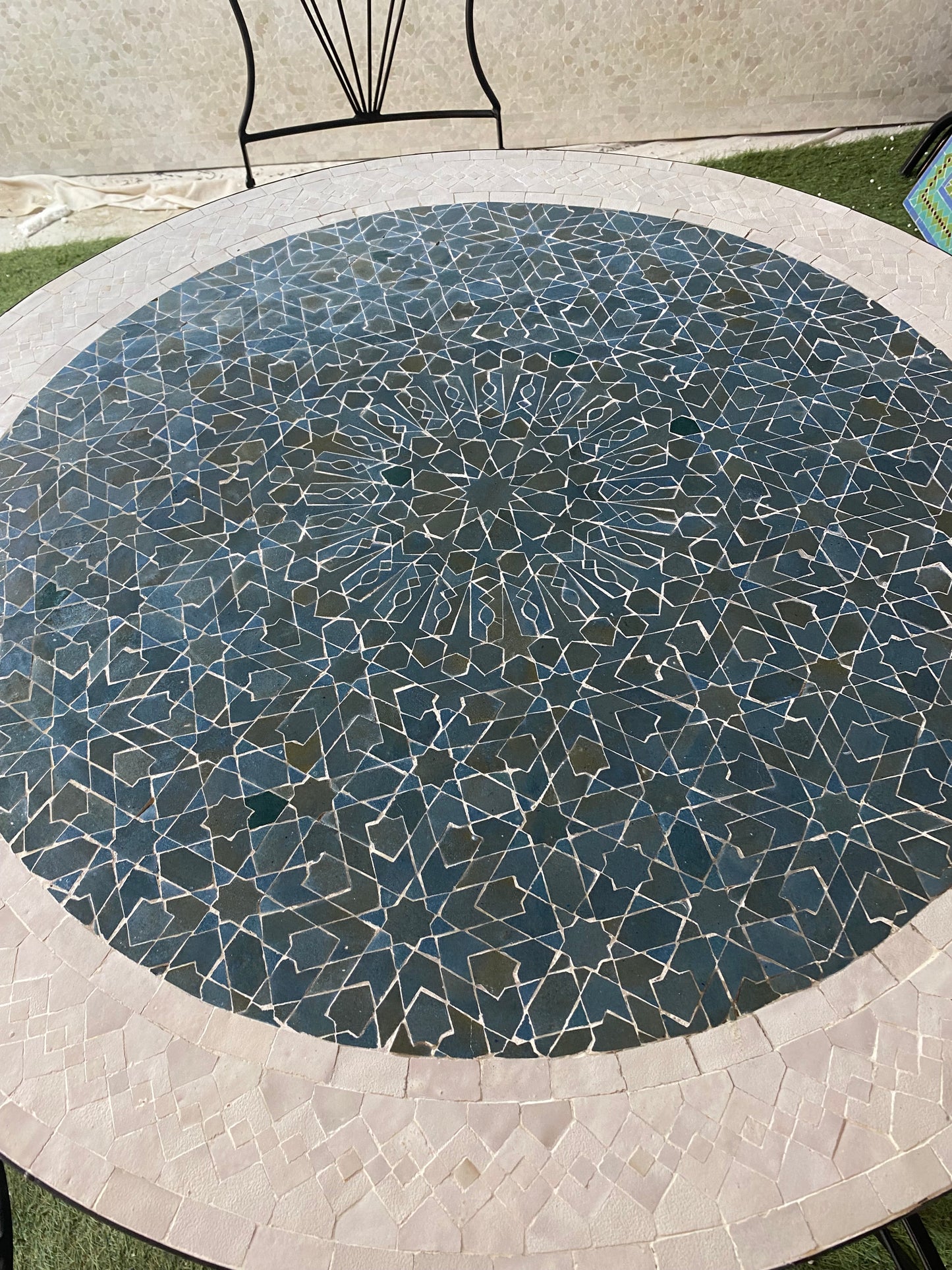 Handmade Moroccan Zellige Mosaic Table – Sophisticated navy & Beige Elegance