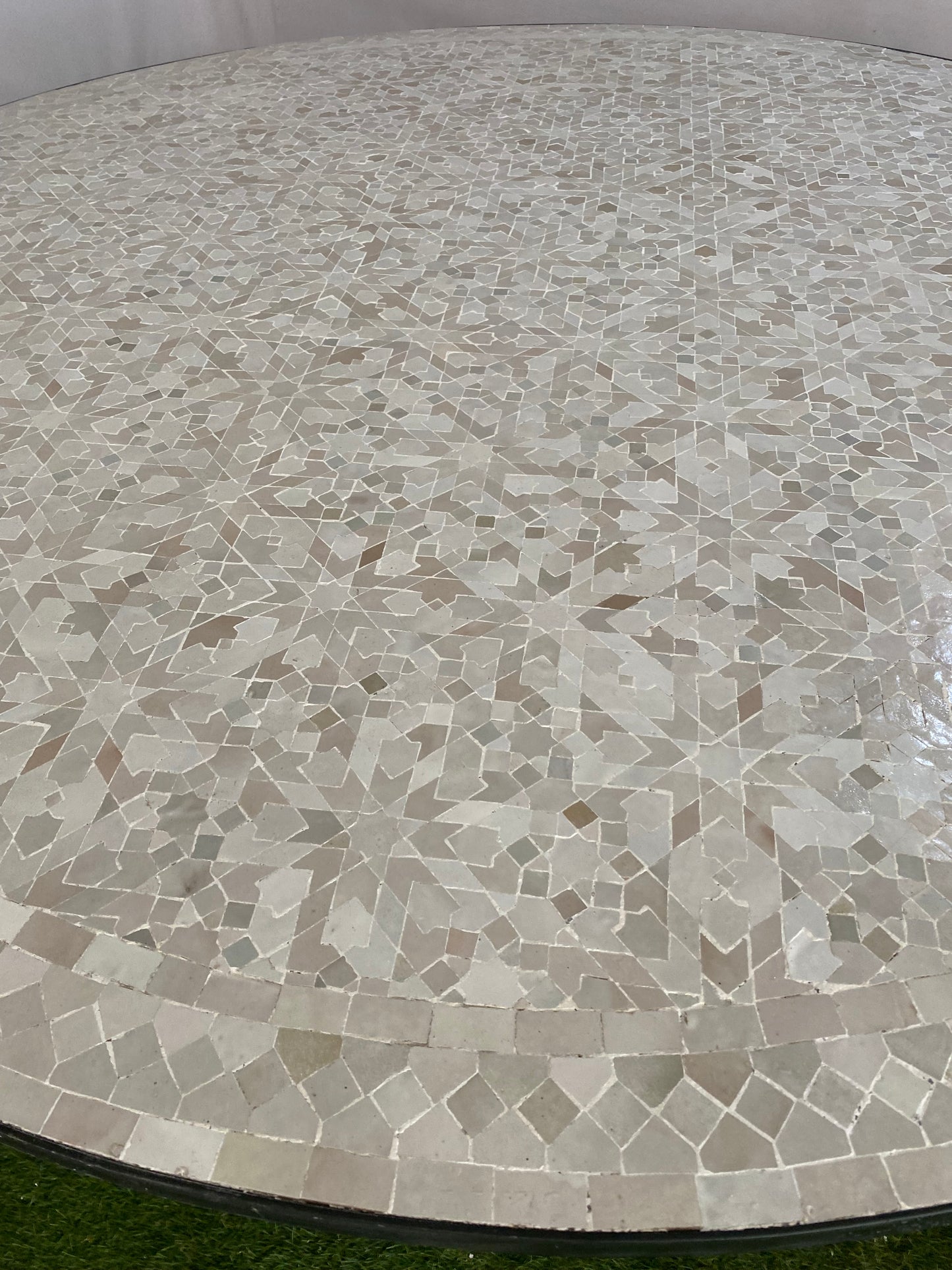 Handmade Moroccan Zellige Mosaic Table – Timeless White Elegance