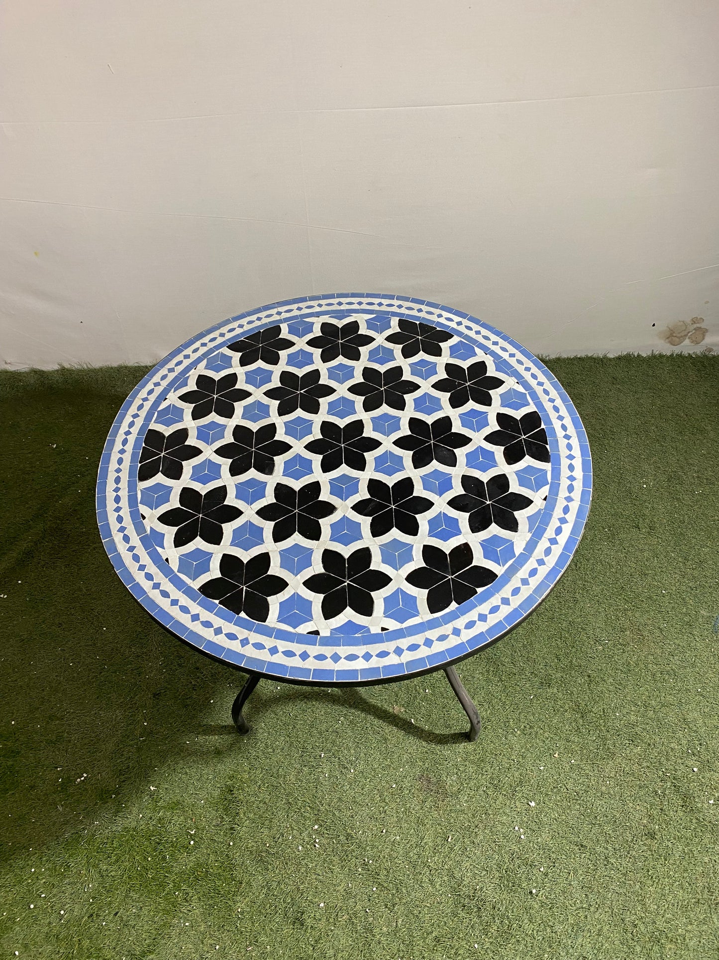 Handmade Moroccan Zellige Mosaic Table – Timeless Black & Blue Floral Design