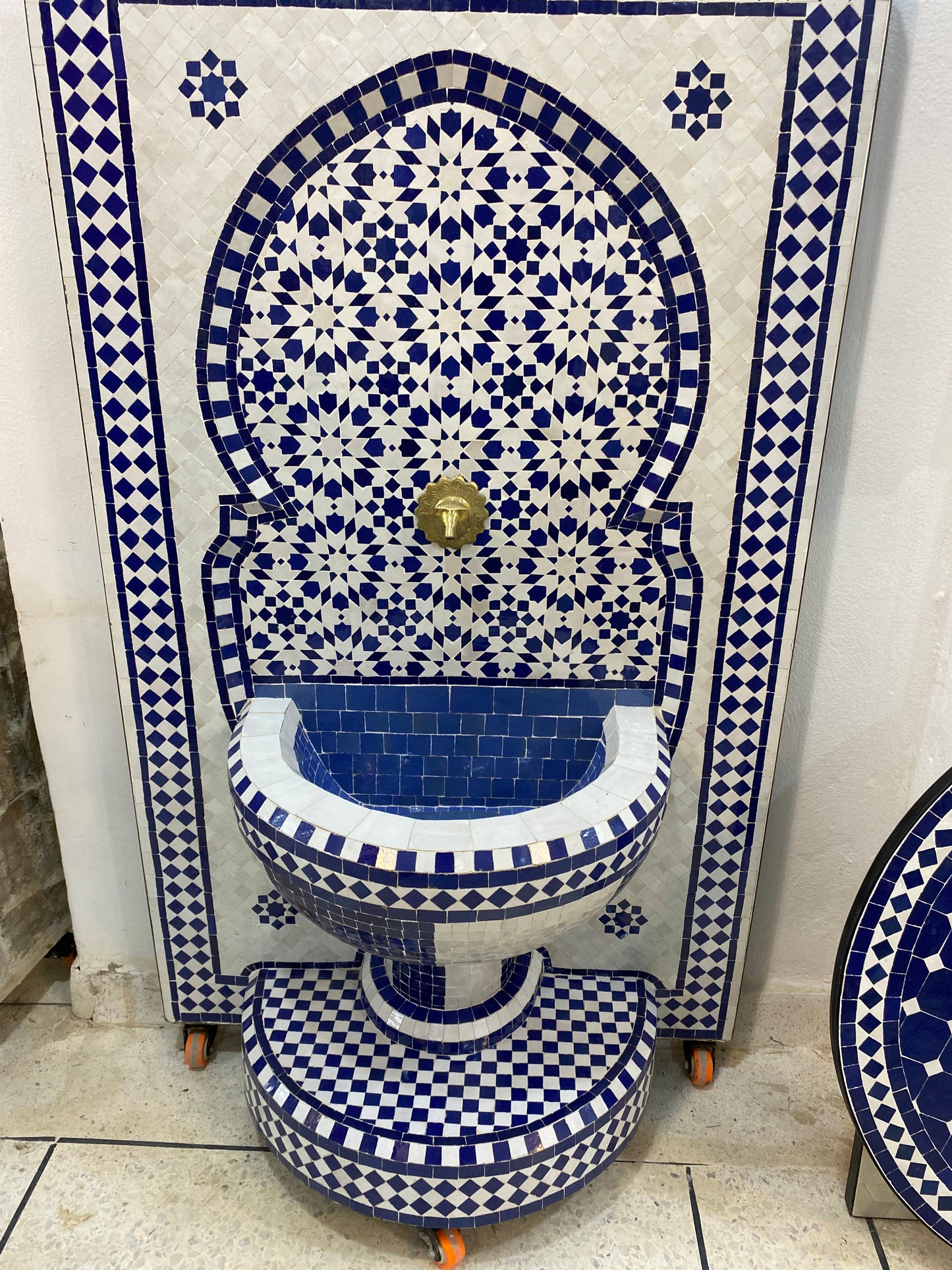 Handmade Moroccan Zellige Fountain – A Masterpiece of Timeless Elegance