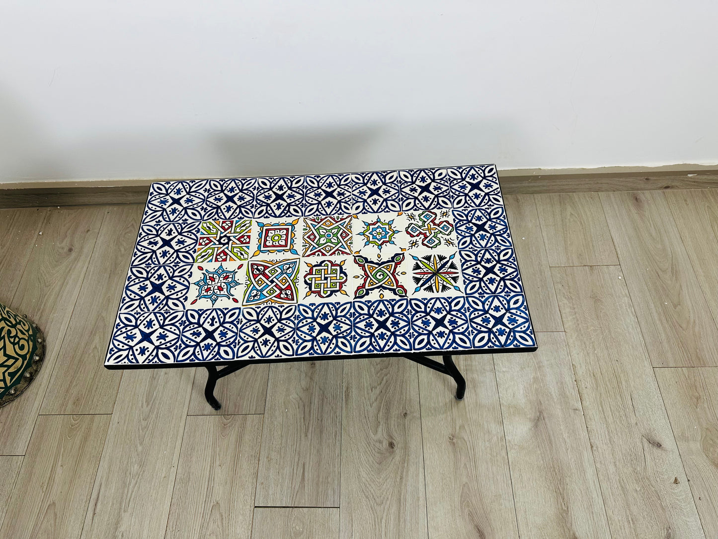 Handmade Moroccan Zellige Mosaic Table – Artistic Patchwork Design