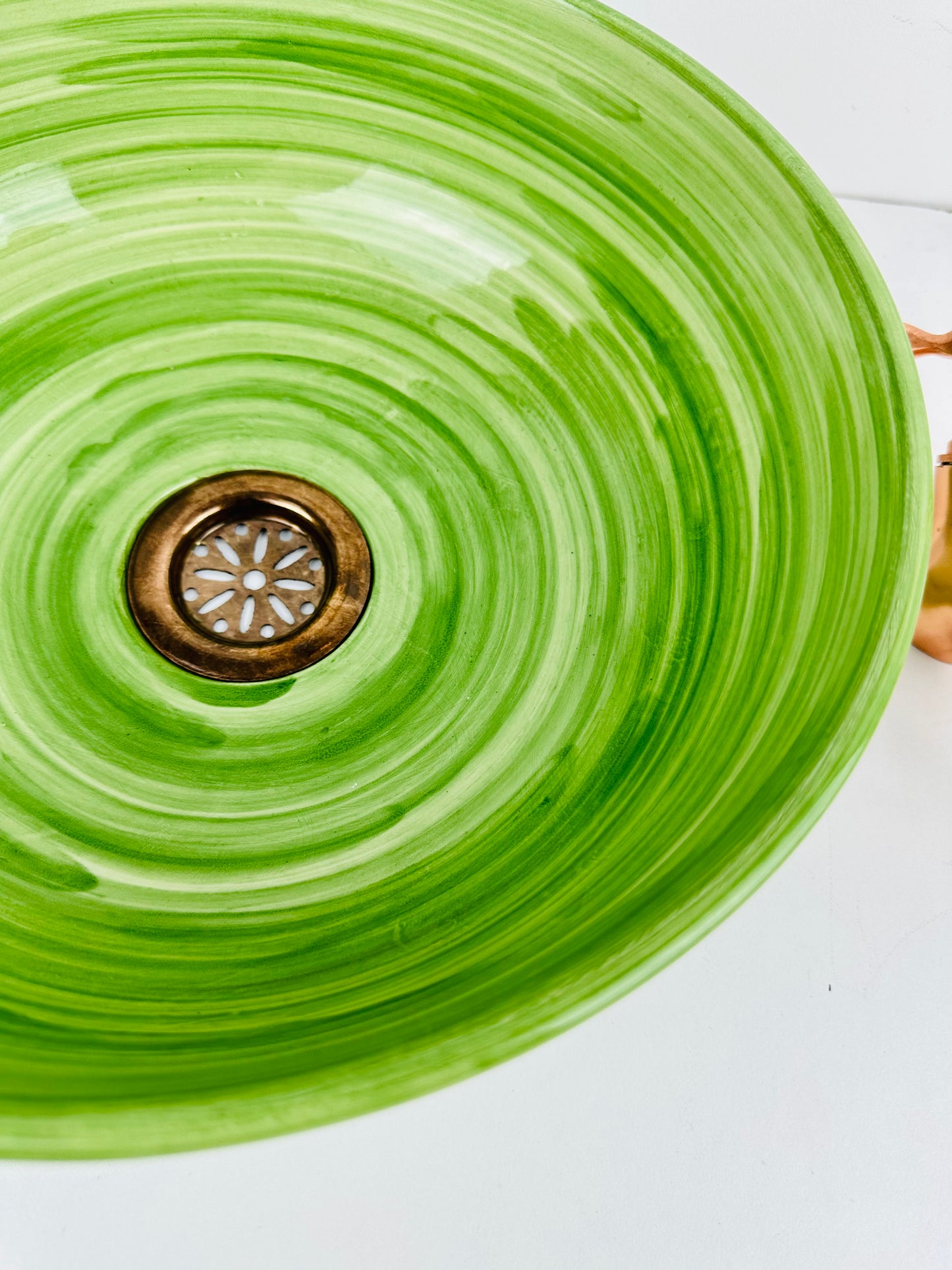 Pistachio Bliss: Handcrafted Ceramic Sink in a vibrant Pistachio Color